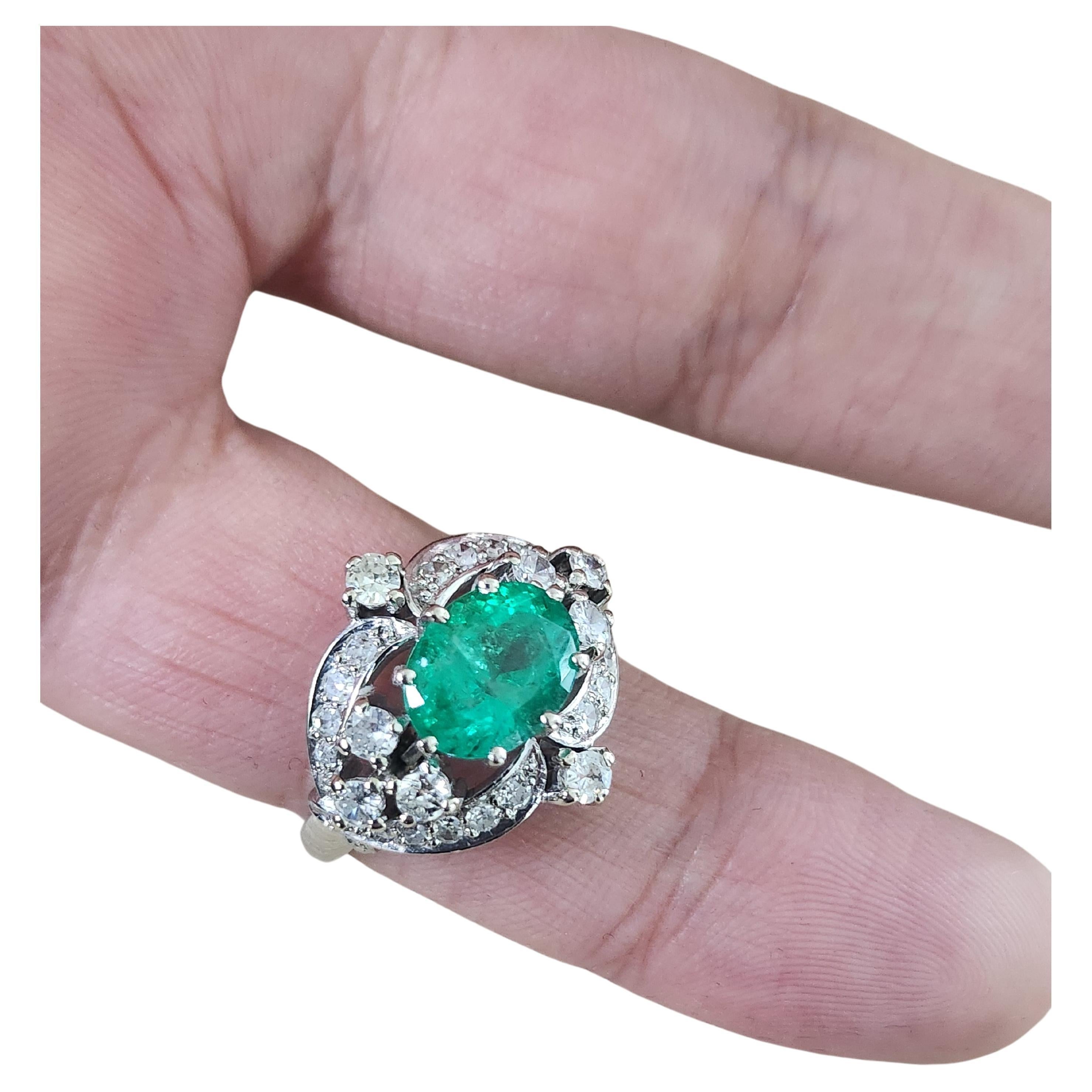 Goldring mit 2 Karat Smaragd und Diamant, Vintage 2