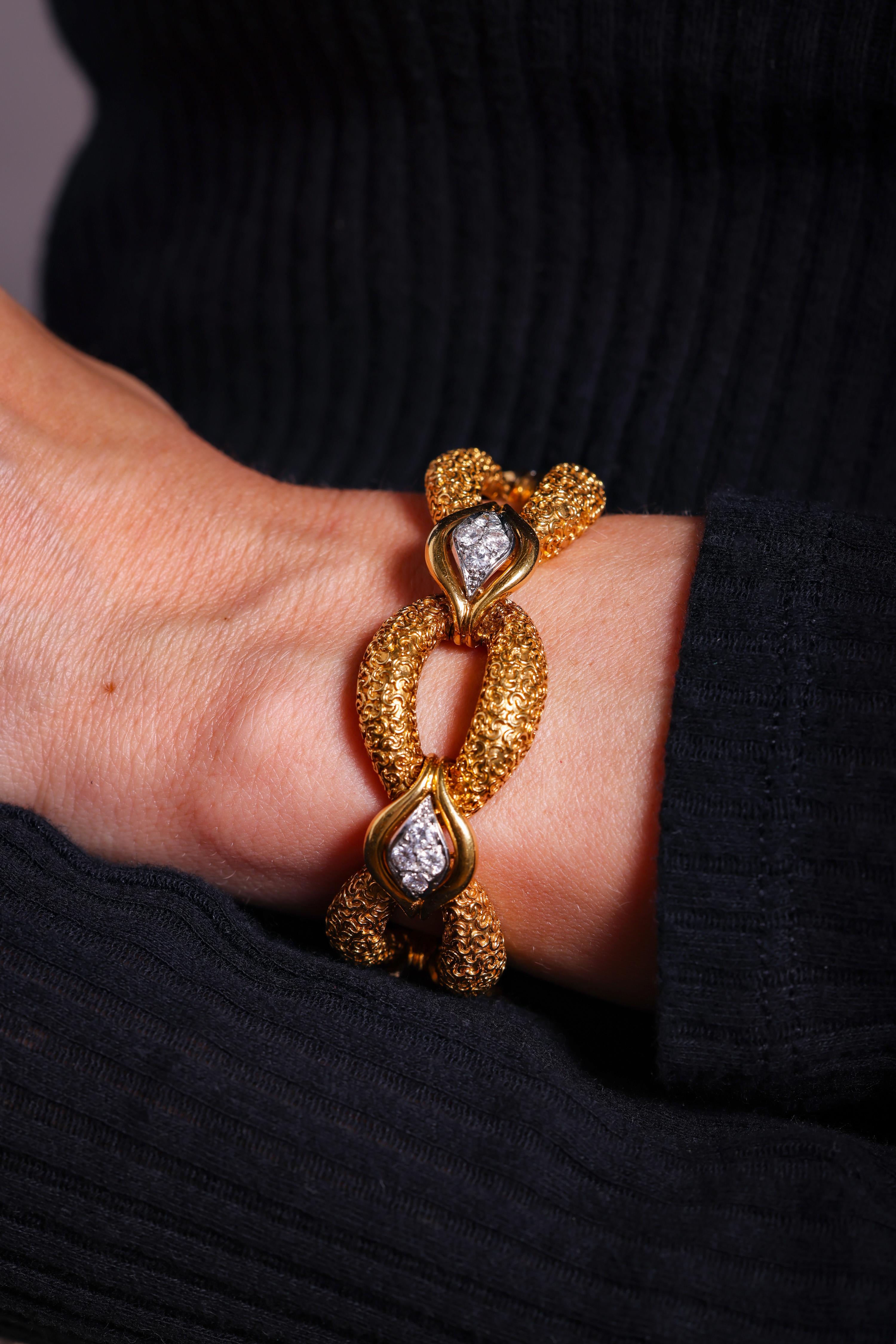 Gliederarmband aus 18 Karat Gelbgold mit 2 Karat rundem Brillanten im Zustand „Hervorragend“ in Beverly Hills, CA