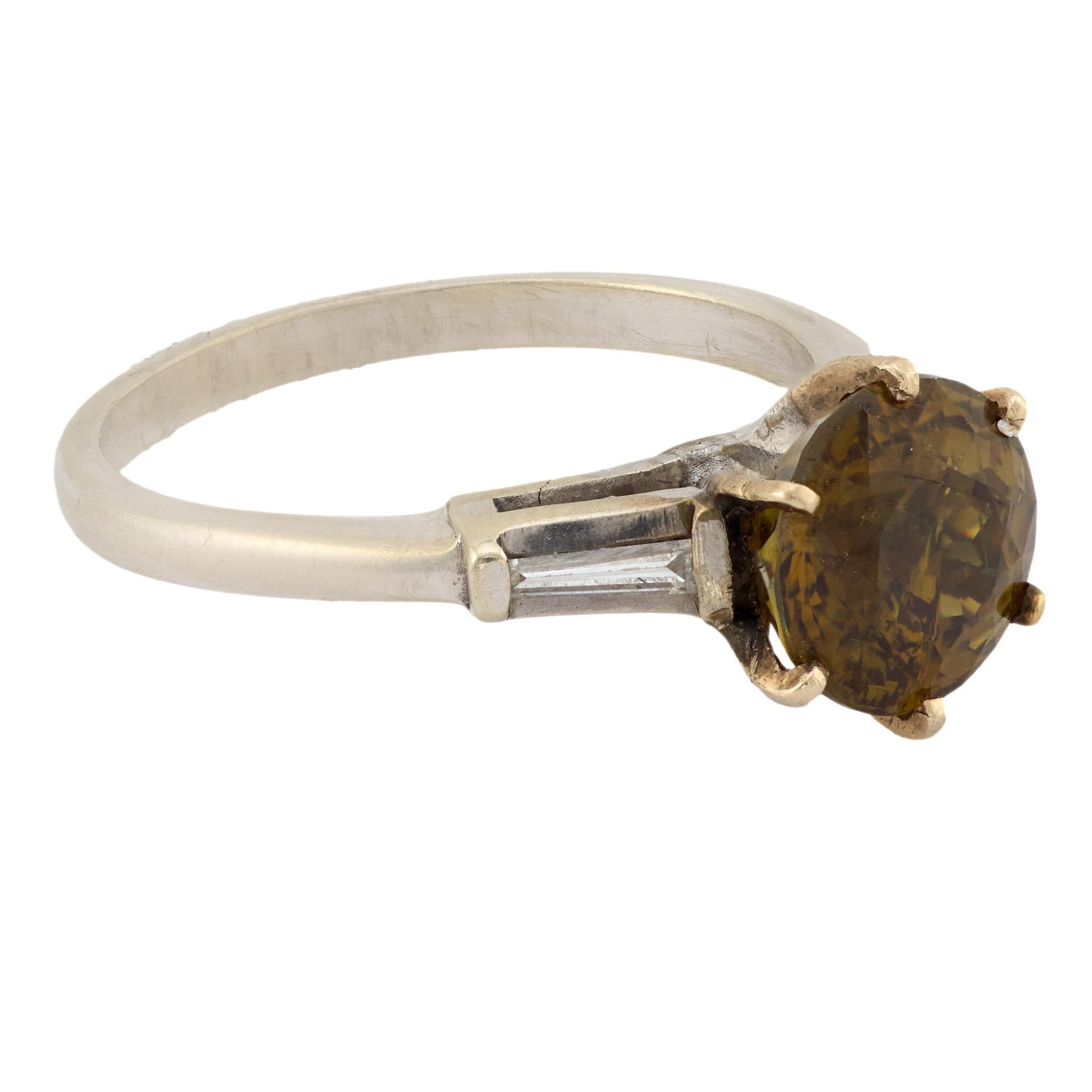 Vintage 2 carat sphene diamond 14k white gold ring In Good Condition For Sale In Beverly Hills, CA