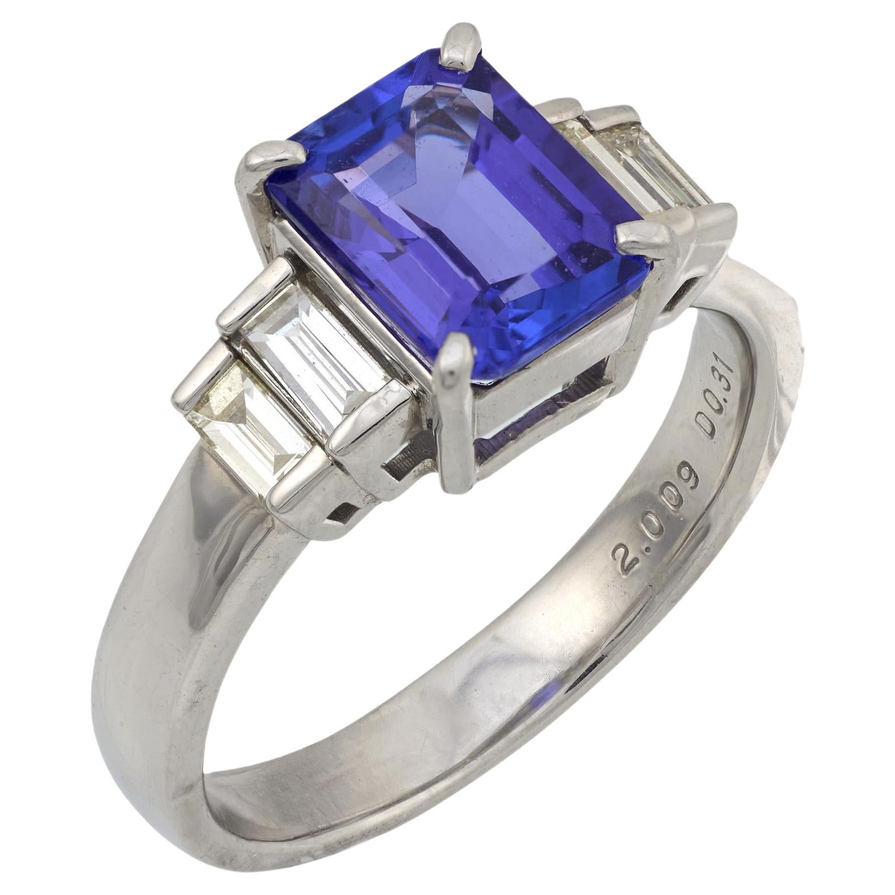 Vintage 2 Karat Tansanit Diamant Platin Ring im Angebot