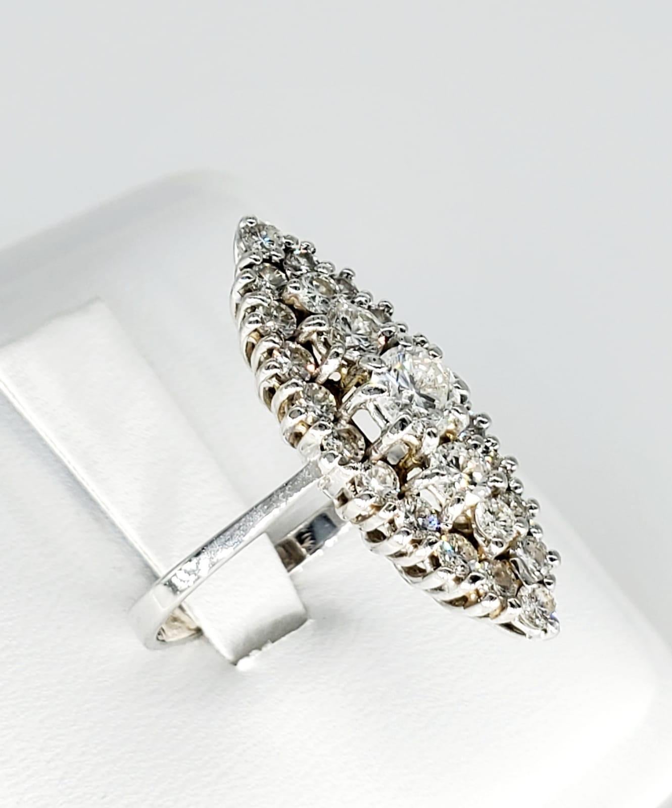 Vintage 2 Carat Diamonds Cluster Cocktail Ring 18 Karat White Gold In Excellent Condition In Miami, FL