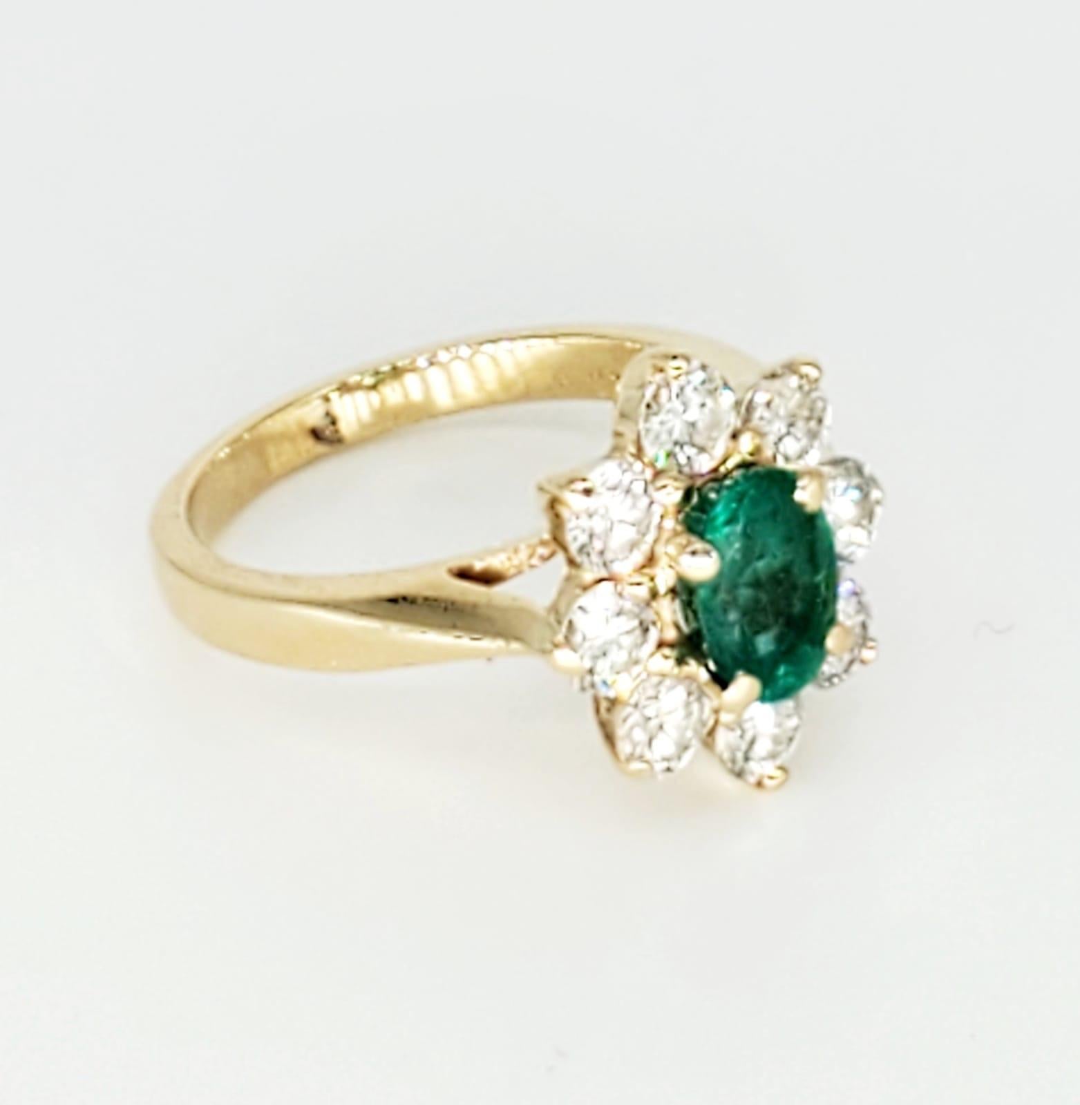 Oval Cut Vintage 2 Carat Emerald and Diamonds Flower Cluster Ring 14 Karat For Sale