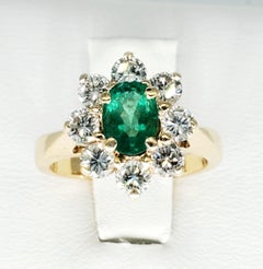 Vintage 2 Carat Emerald and Diamonds Flower Cluster Ring 14 Karat