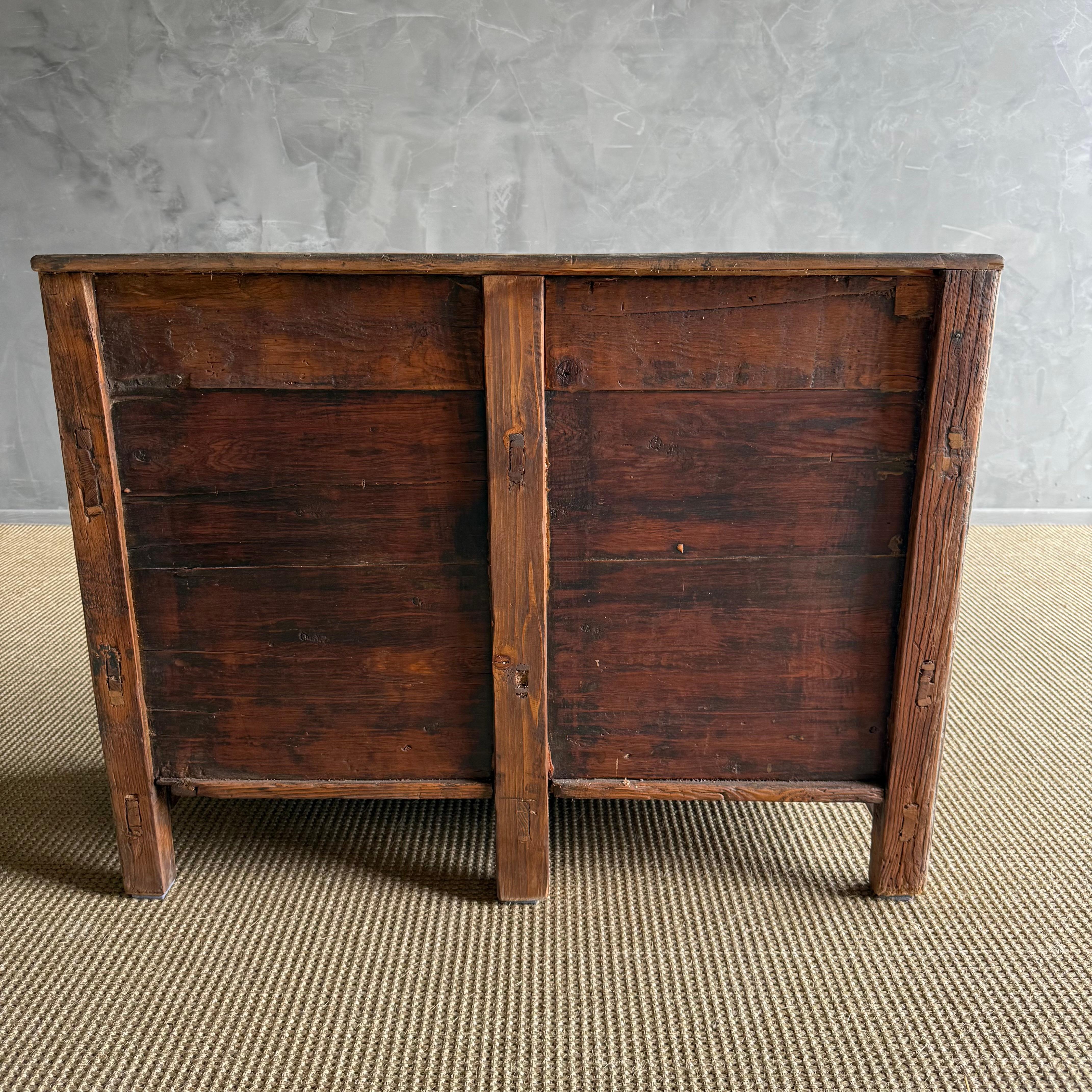 Vintage 2 Tür bemalt Ulme Wood Schrank im Angebot 9