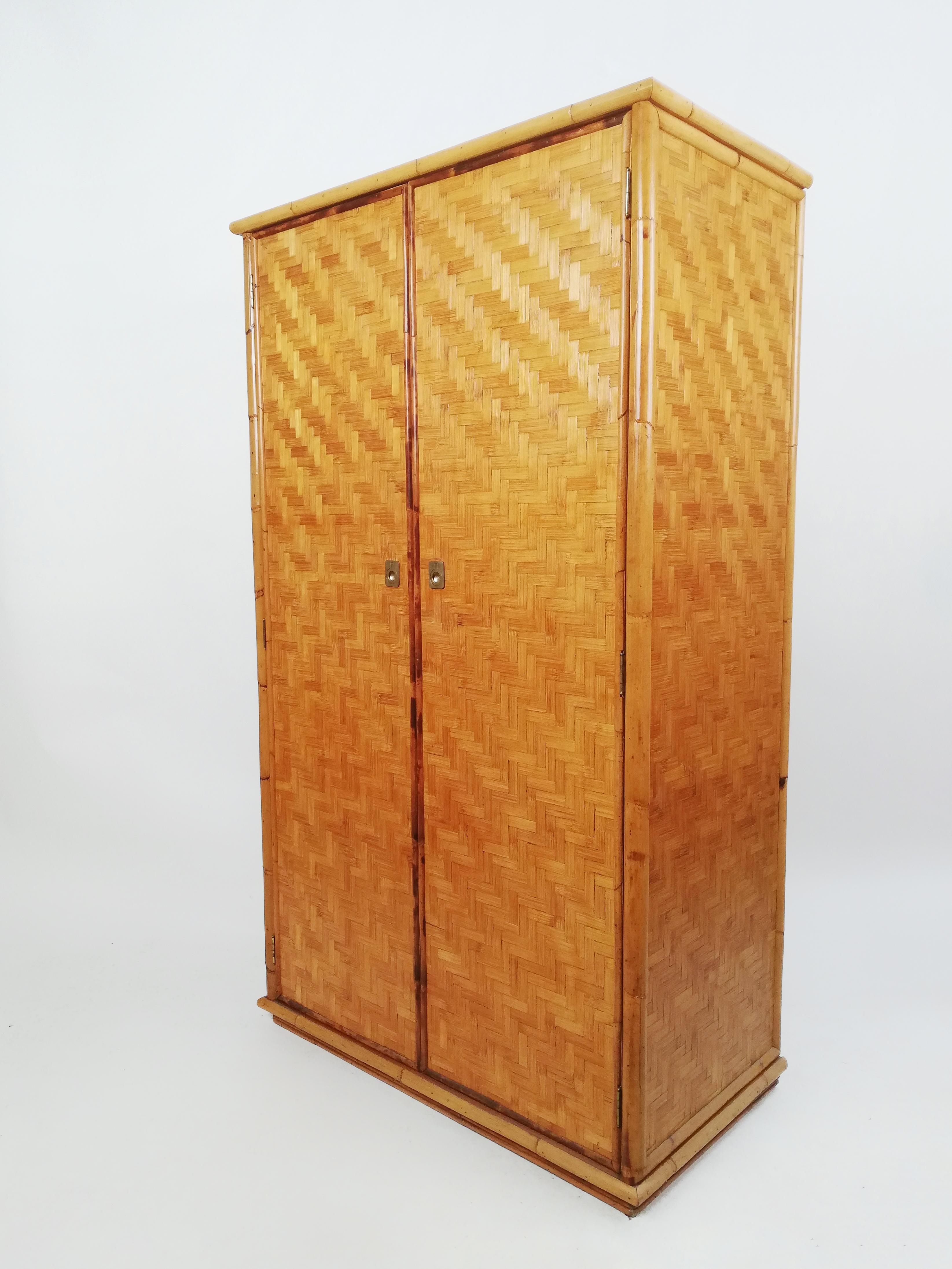 Armadio vintage a 2 ante in vimini di canna, rattan e bambù di Dal Vera, anni '70 4