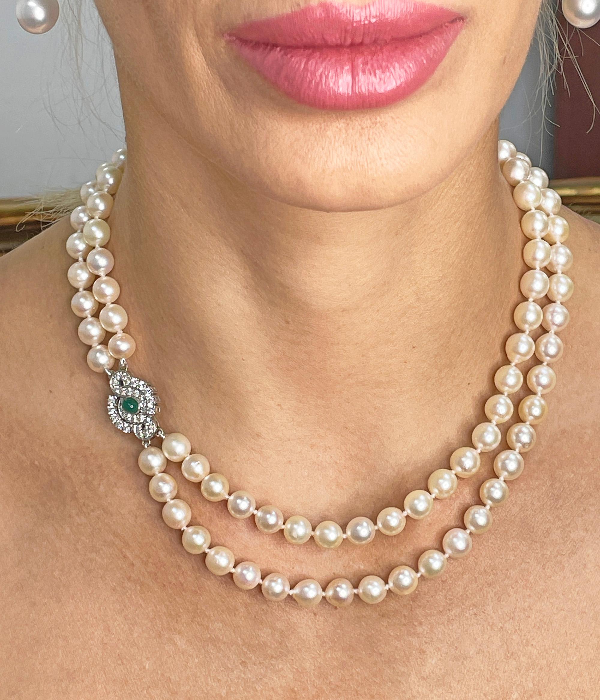 Vintage 2-Row Cultured Akoya Pearl Necklace 18K WG Diamond Agate Jewelry Clasp For Sale 6