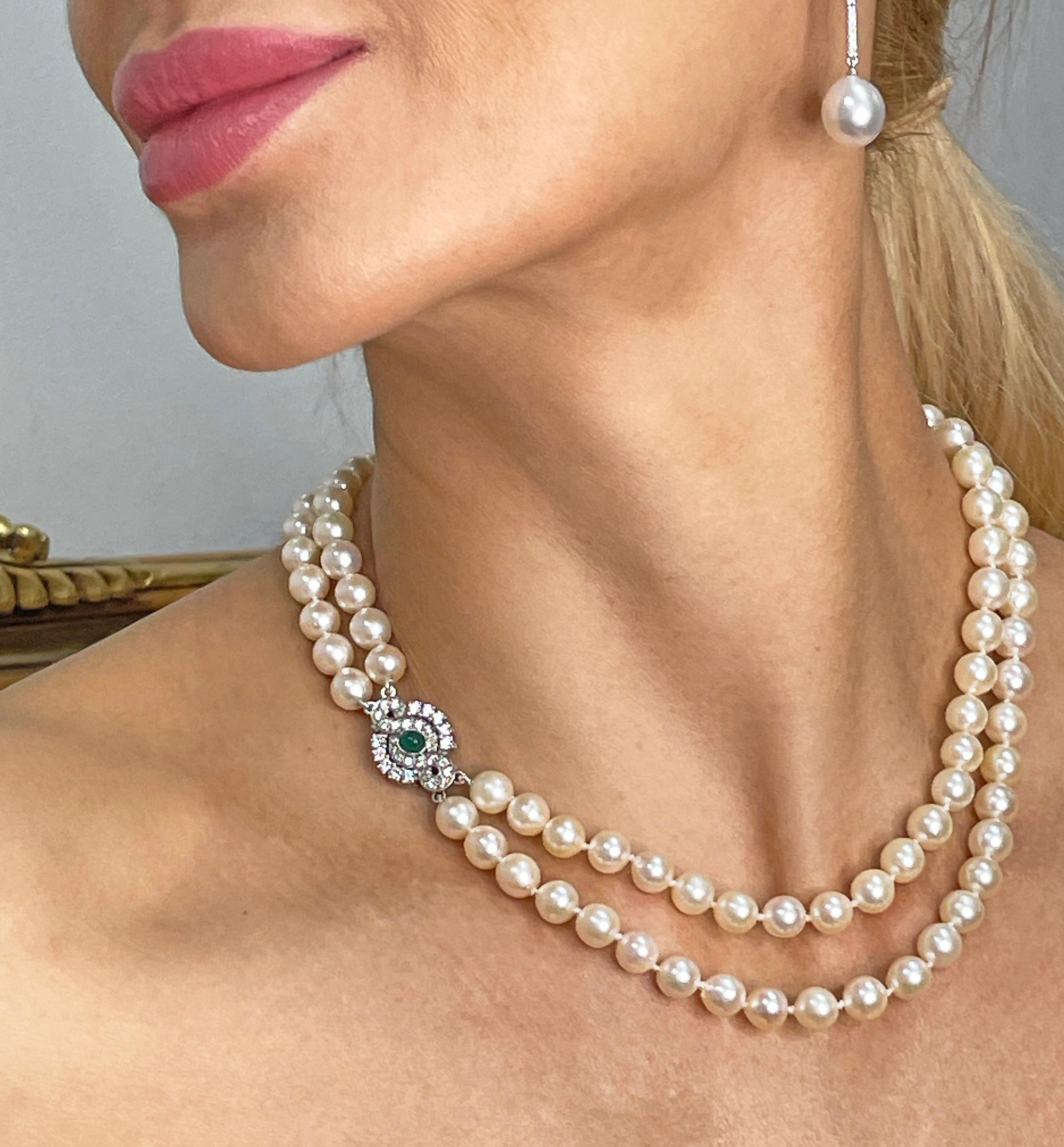 Vintage 2-Row Cultured Akoya Pearl Necklace 18K WG Diamond Agate Jewelry Clasp For Sale 8
