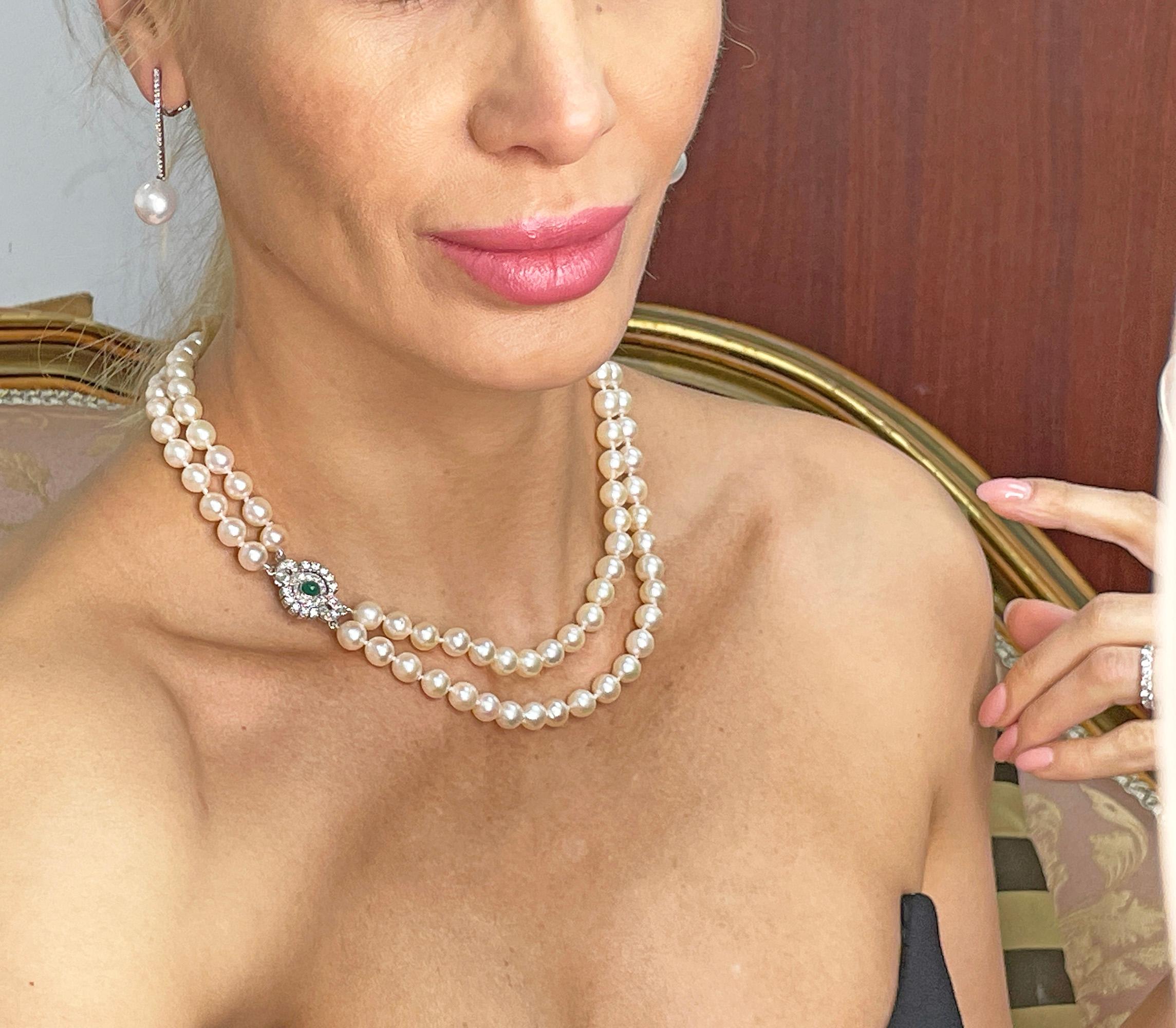 Vintage 2-Row Cultured Akoya Pearl Necklace 18K WG Diamond Agate Jewelry Clasp For Sale 9