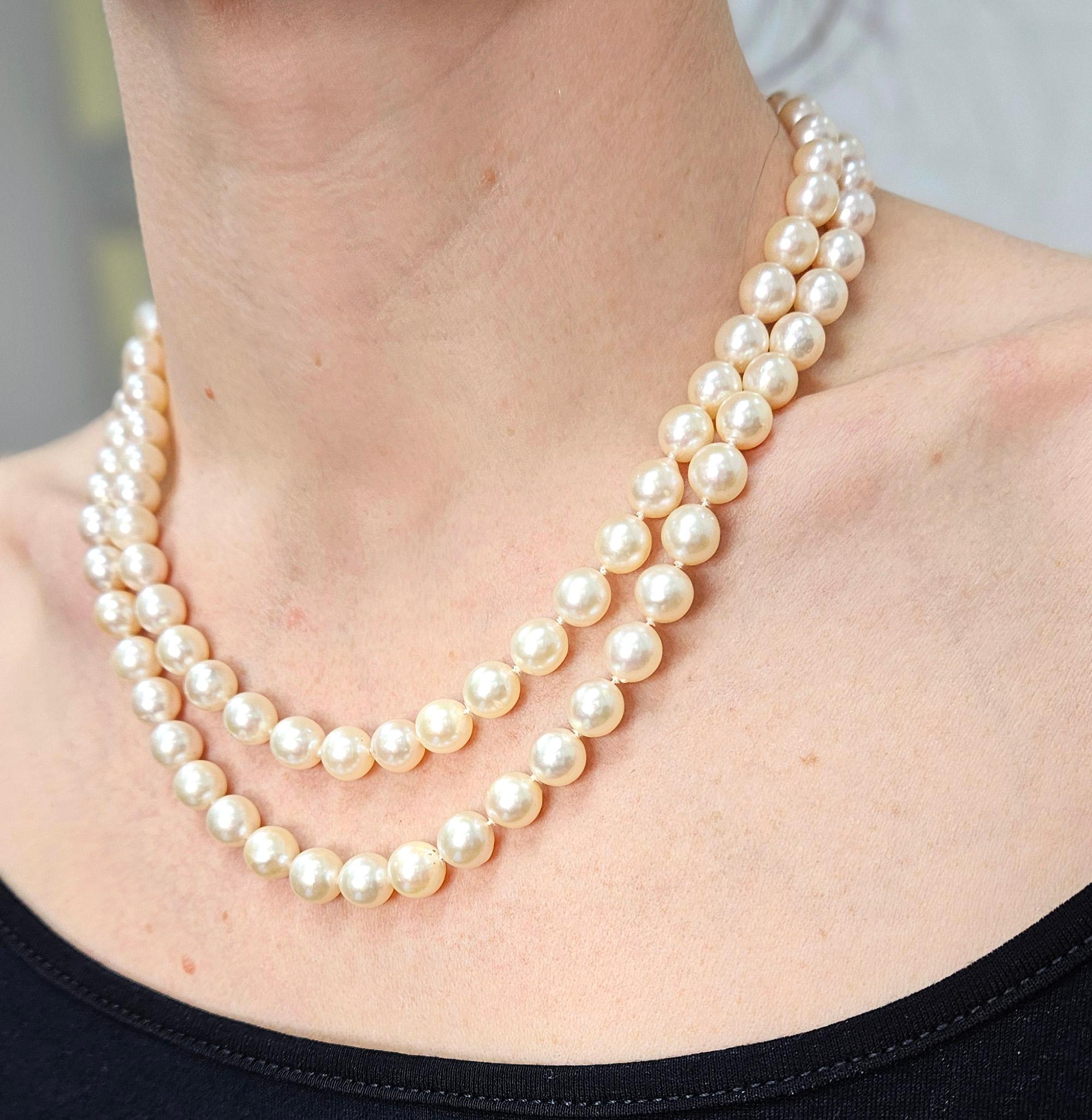 Vintage 2-Row Cultured Akoya Pearl Necklace 18K WG Diamond Agate Jewelry Clasp For Sale 13