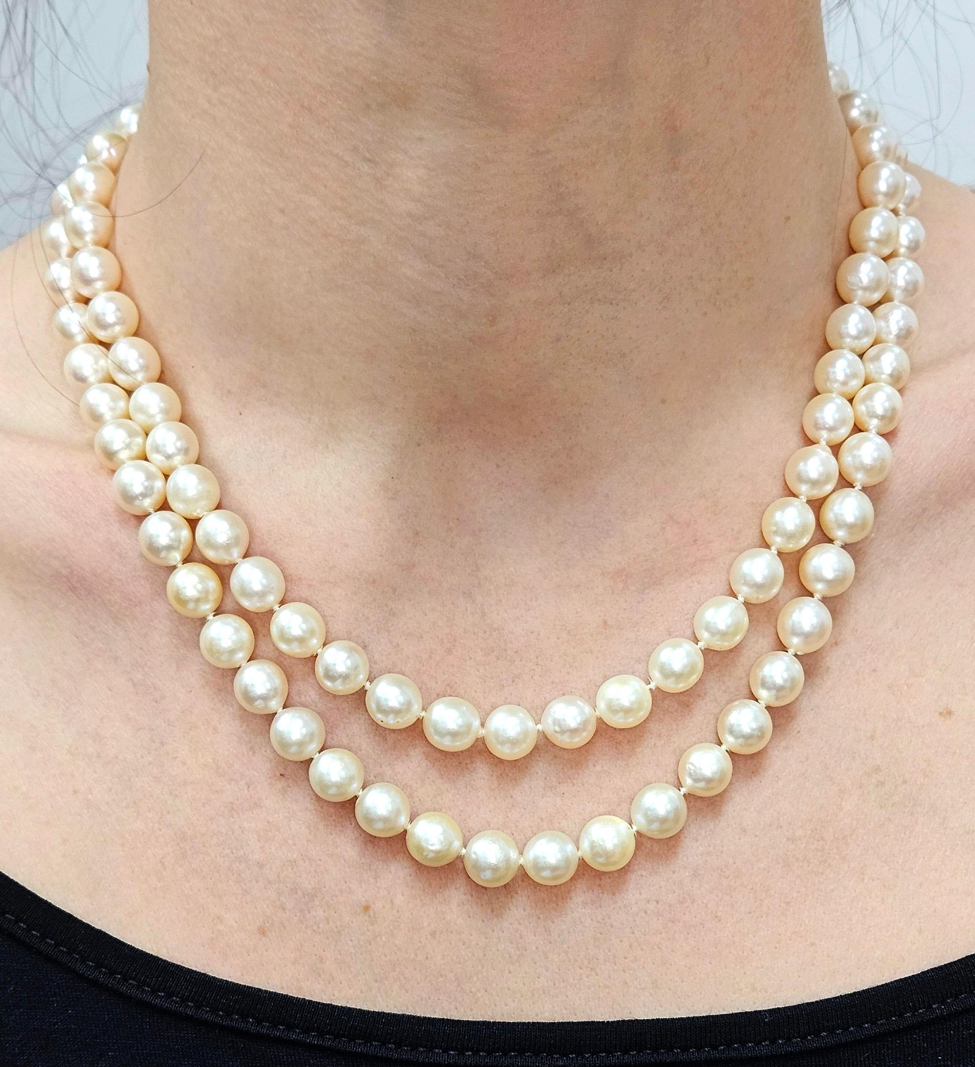 Vintage 2-Row Cultured Akoya Pearl Necklace 18K WG Diamond Agate Jewelry Clasp For Sale 14