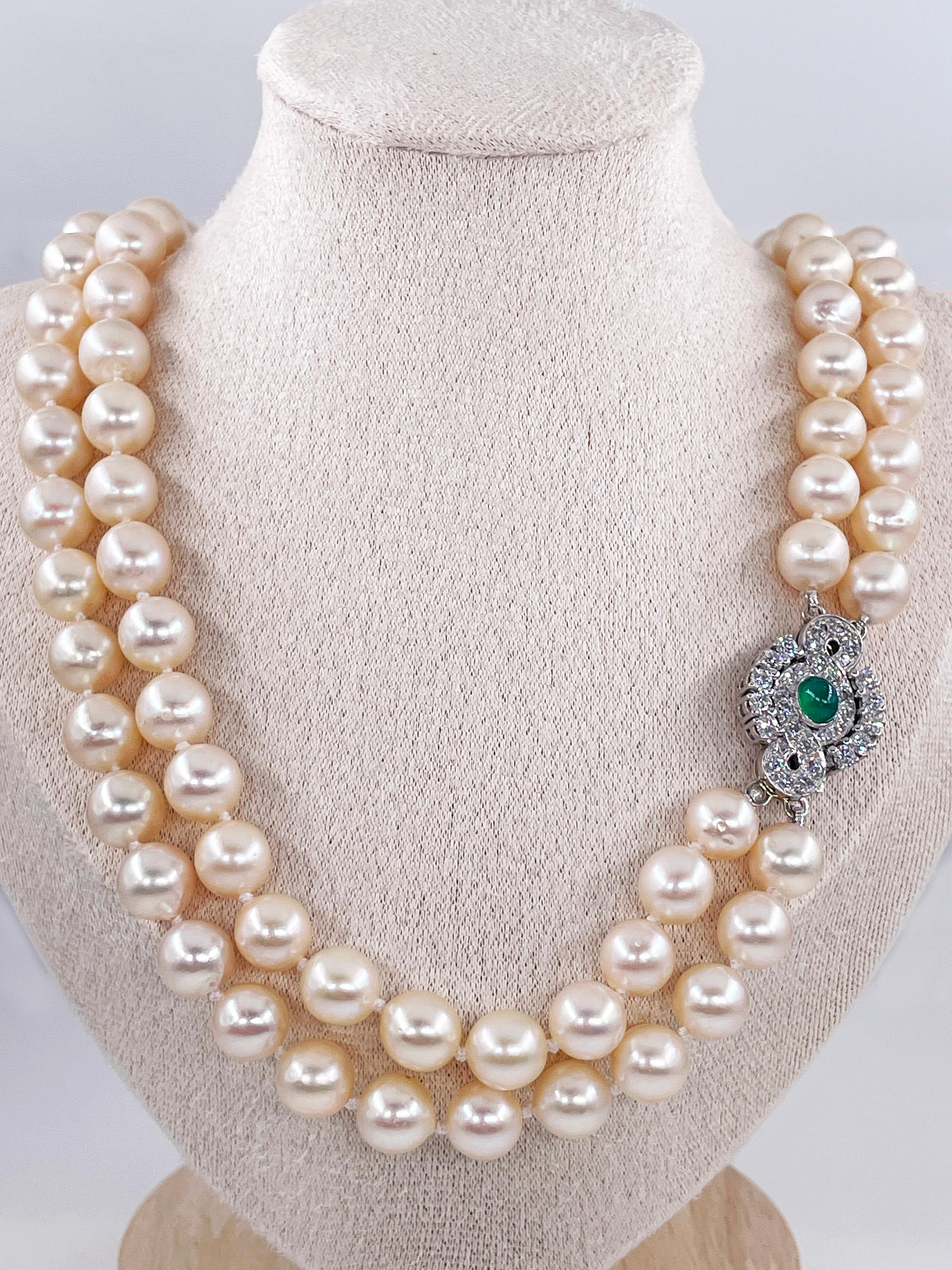 Vintage 2-Row Cultured Akoya Pearl Necklace 18K WG Diamond Agate Jewelry Clasp For Sale 1