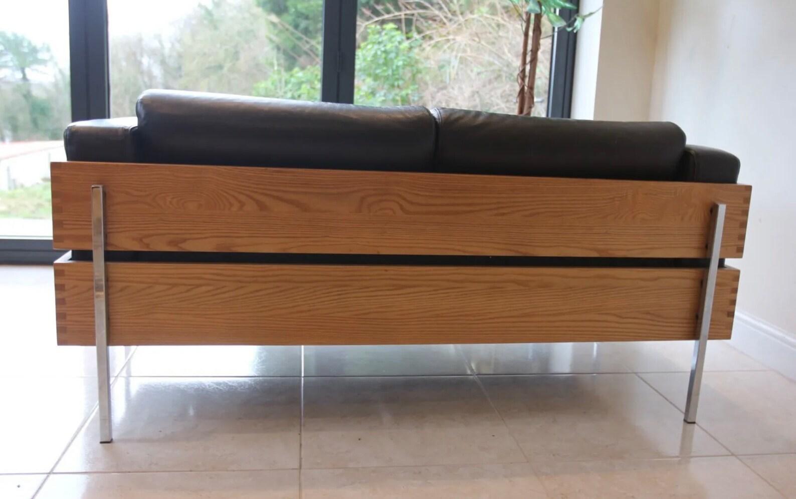 robin day 2 seater sofa