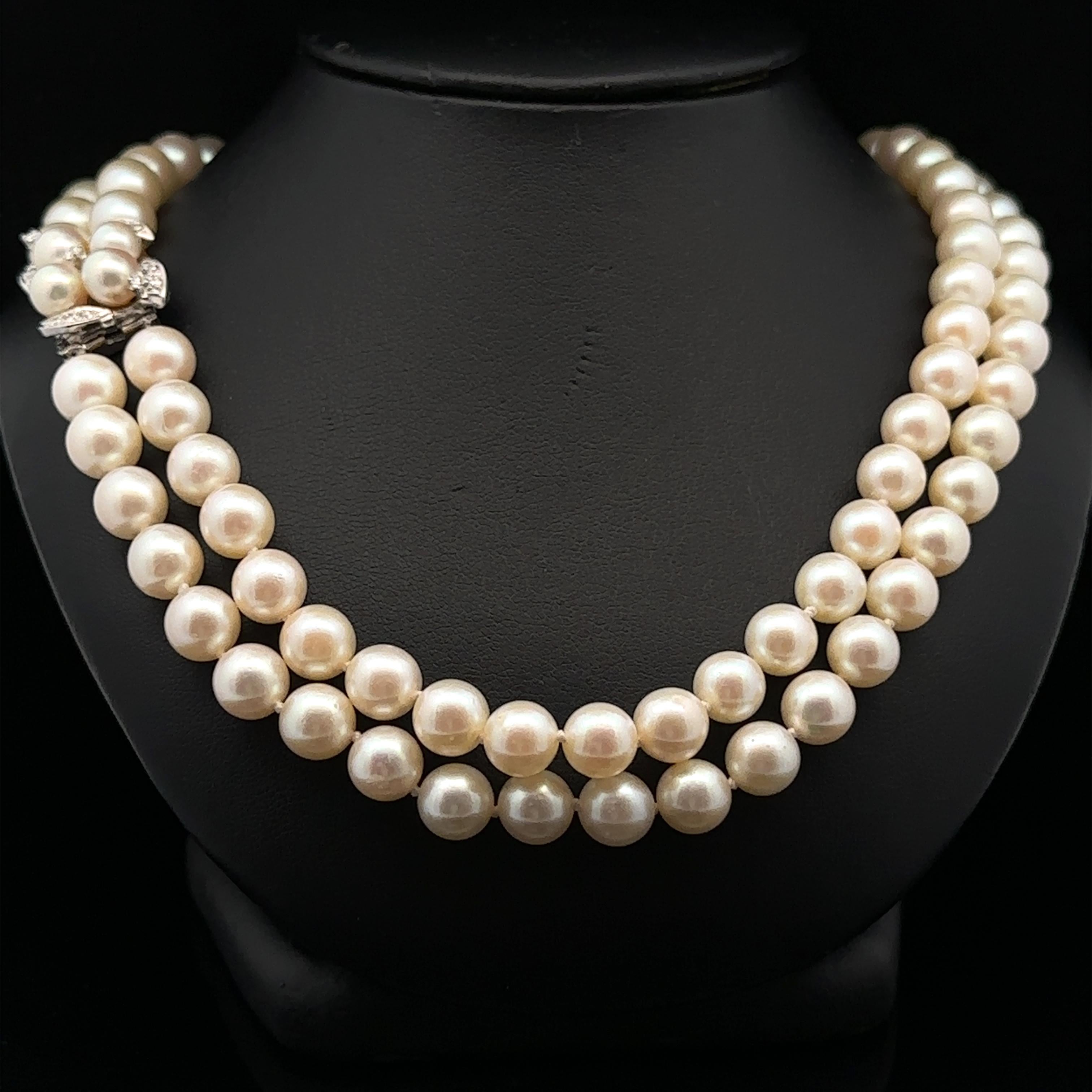 --Stone(s):--
Numerous Genuine Cultured Pearls - Round Shape - White Color - Nice Luster - 7.5-8mm (approx.)
(17) Natural Genuine Diamonds - Round Brilliant & Single Cut - Prong & Pave Set - Nice Brilliant White Diamonds - 0.25ctw (approx.)
(4)