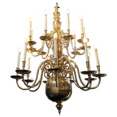 Lampadario elettrico olandese a 2 livelli in ottone del XVII secolo a 18 luci H150xL125