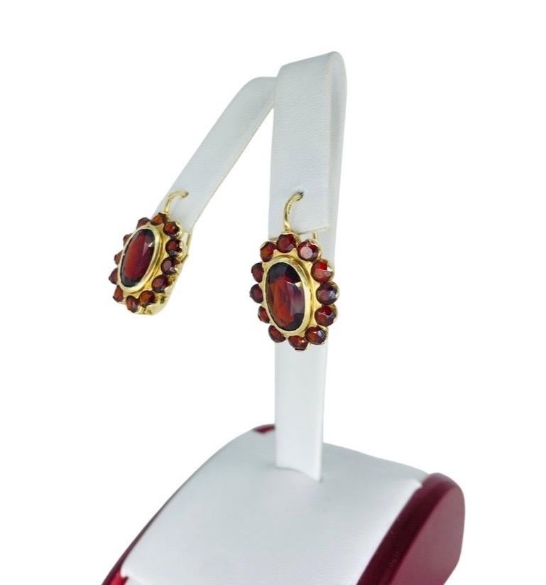 Vintage 20 Carat Garnet Gemstones Set Earrings, Ring and Pendant 14k Gold Italy For Sale 4