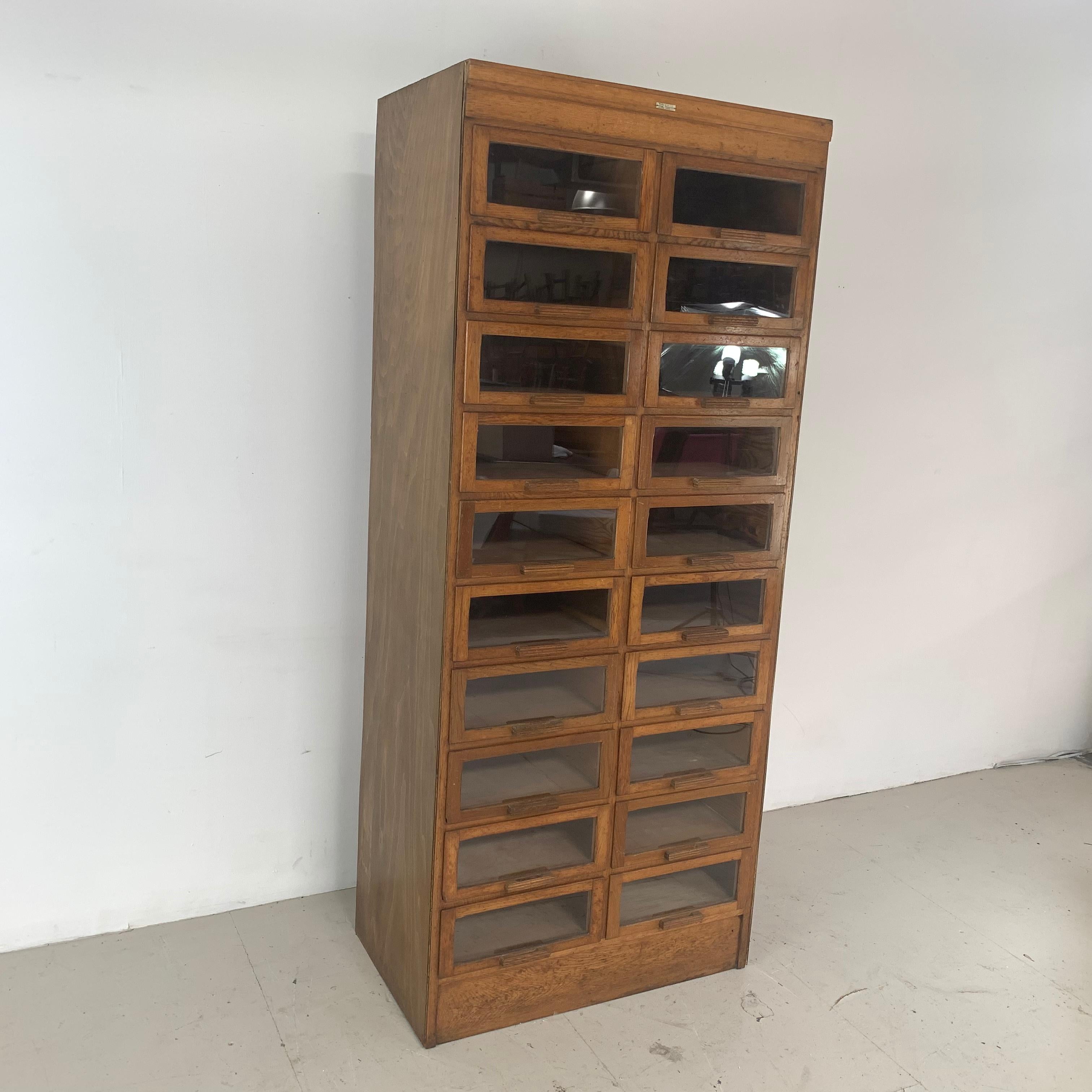 Vintage 20-Drawer Haberdashery Cabinet Shop Display Made by Dudley & Co. In Good Condition In Lewes, East Sussex