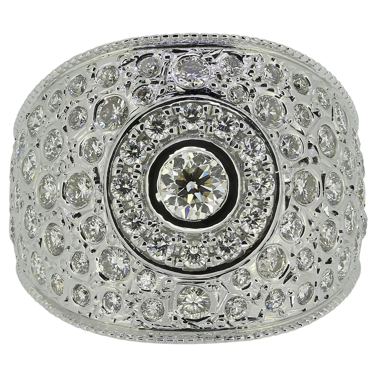 Anello d
epoca con diamanti da 2,00 carati