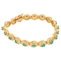 Vintage 2.00 carat emerald 18k yellow gold bracelet