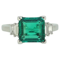 Vintage 2.00 Carat Emerald and Diamond Ring