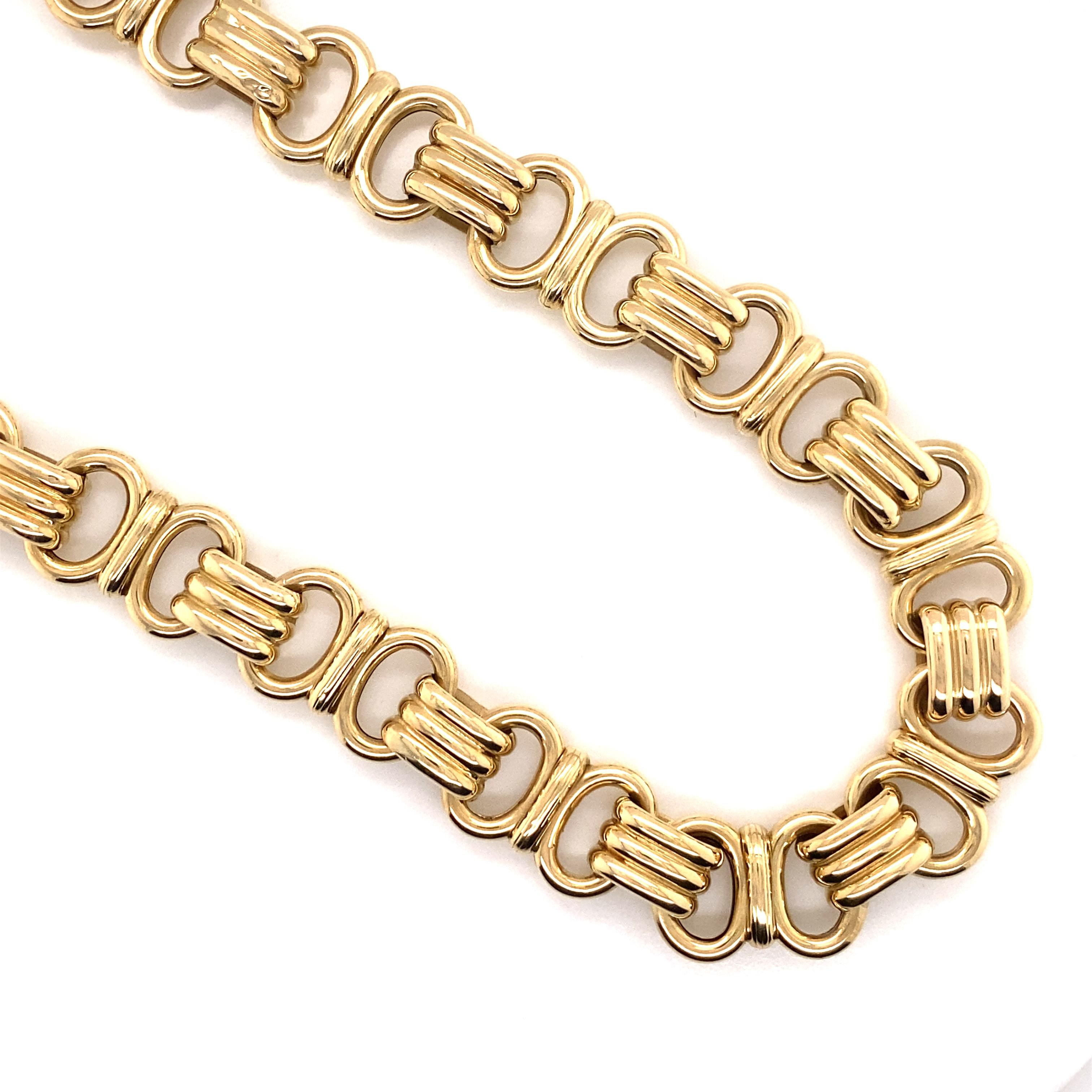 Vintage 2000 14 Karat Yellow Gold Italian Fancy Link Necklace In Good Condition In Boston, MA