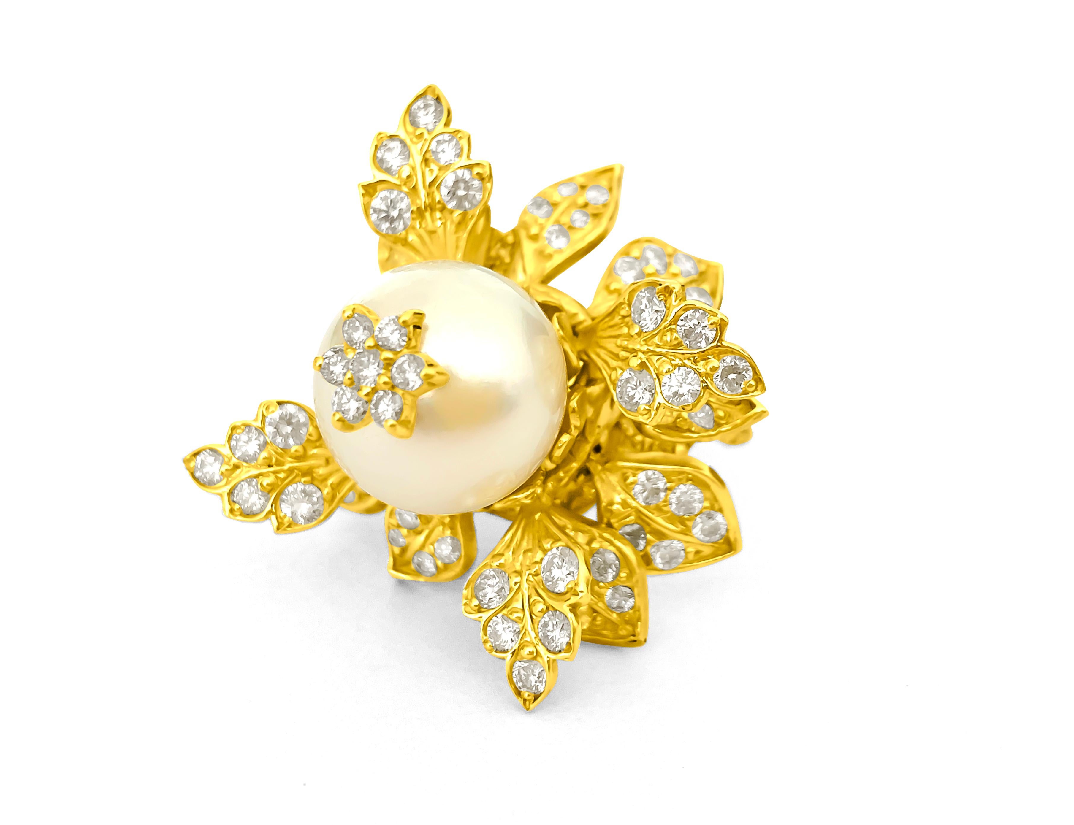 Metal: 18k yellow gold. 

Center stone: 20 carat Natural South Sea Pearl. Round shape. 
Excellent color and saturation. 

Diamonds: TCW of 4.50 carats. Color: F-G. Clarity: VS. Round brilliant cut diamonds. 100% natural earth mined and genuine