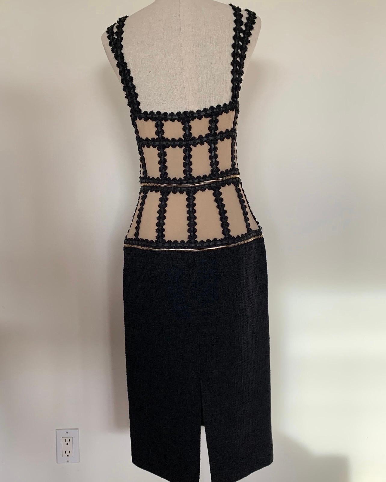 Vintage 2000s Alexander McQueen Dress that Transforms to a Crop Top or Corset In Excellent Condition For Sale In Malibu, CA