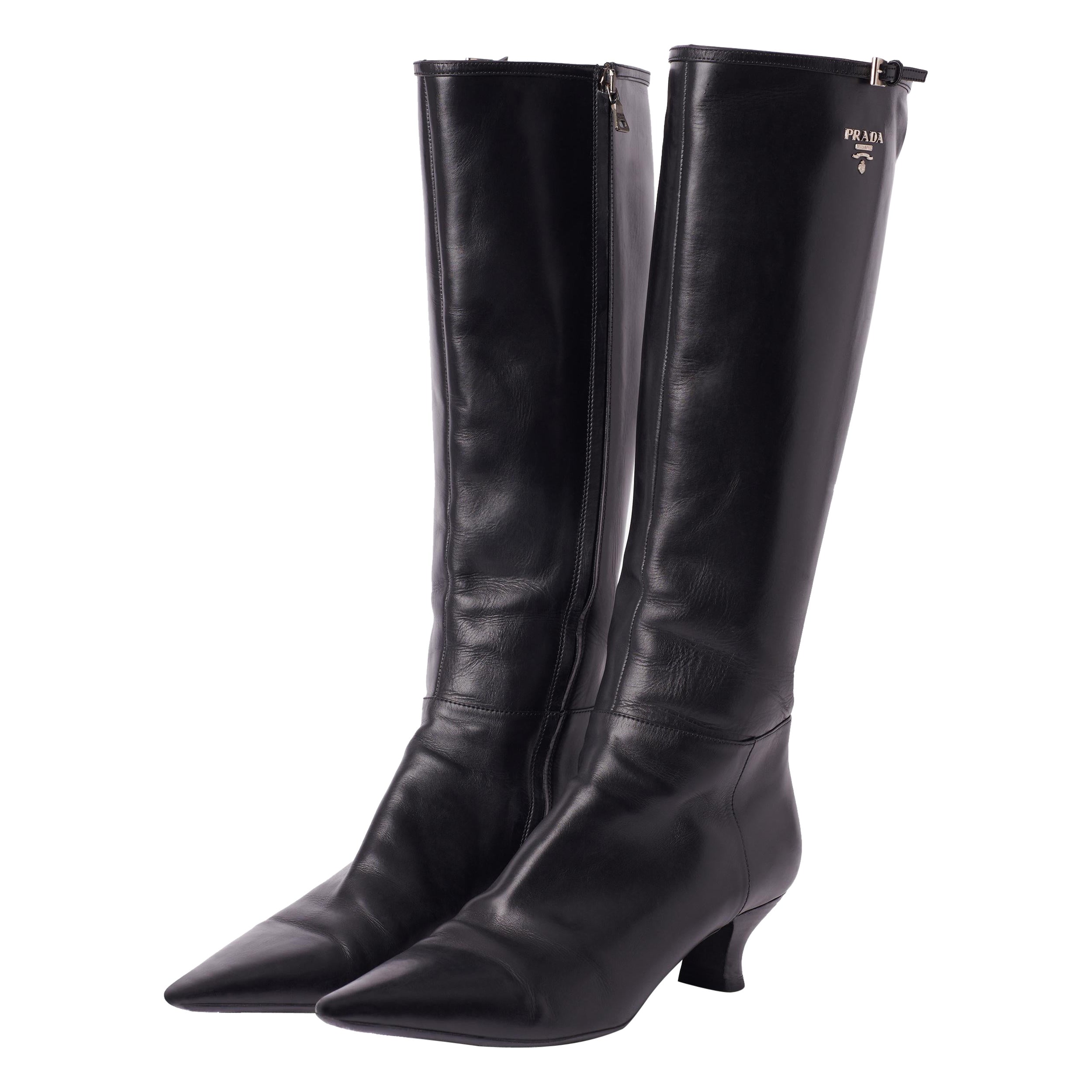 Vintage 2000’s Black Leather Kitten Heels Boots