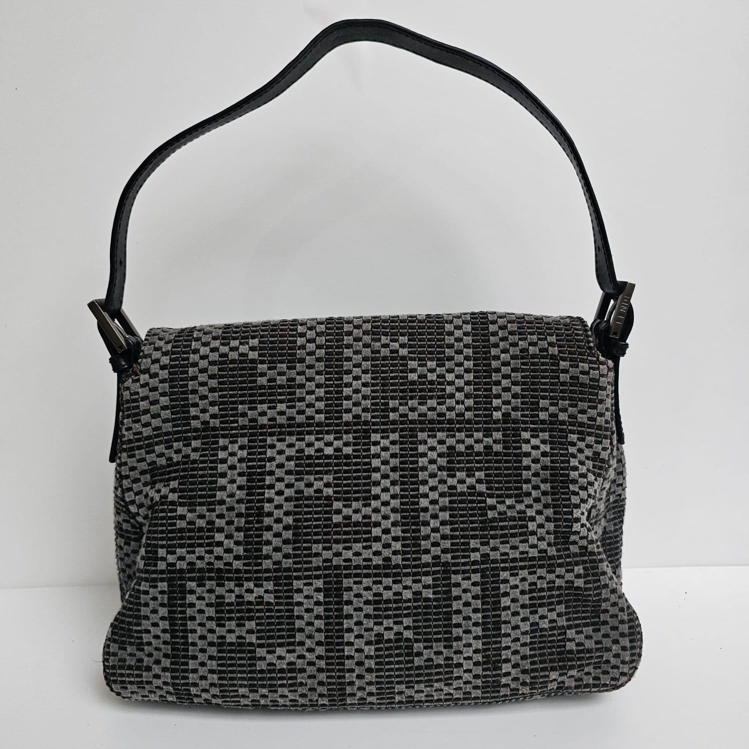 Fendi FF Sac baguette Mama vintage des années 2000 en vente 5