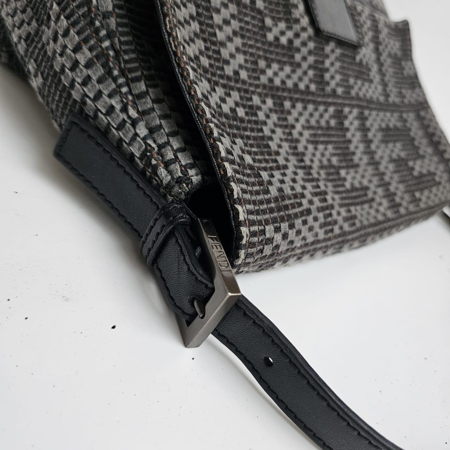 Fendi FF Sac baguette Mama vintage des années 2000 en vente 4