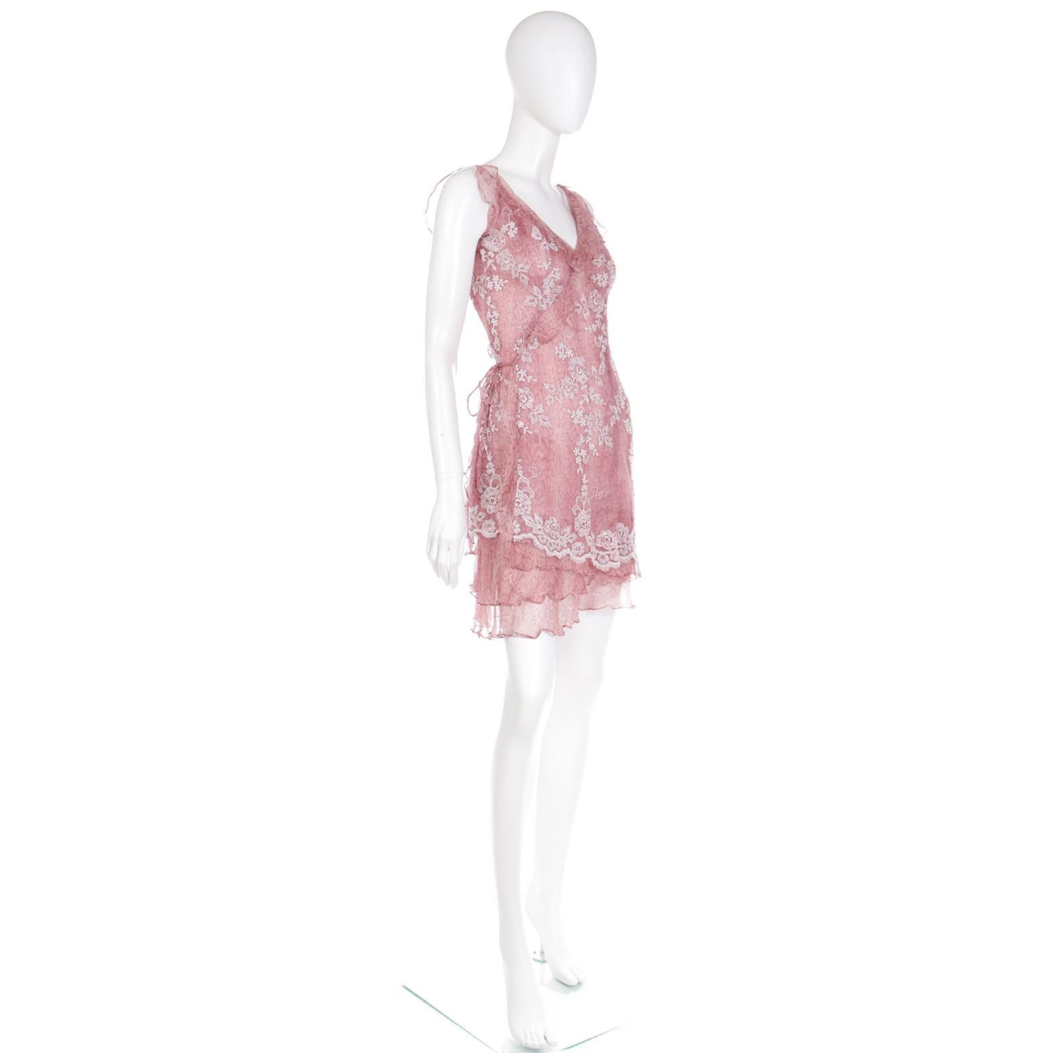 Vintage 2000s Jiki Monte Carlo Mauve Pink Snake Print Dress w Lace & Sequins In Excellent Condition For Sale In Portland, OR