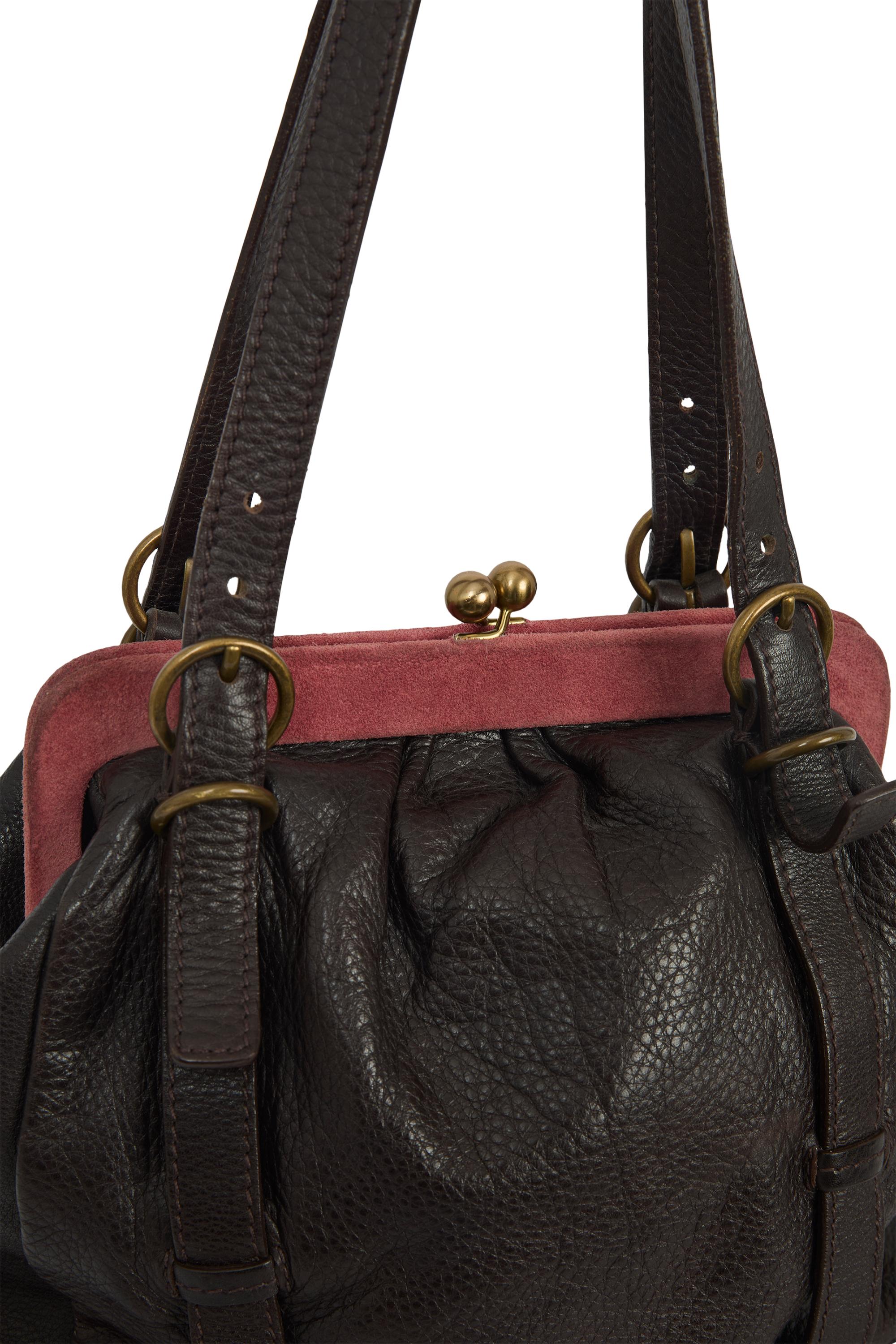 Vintage 2000's Miu Miu Braun Rosa Wildleder Kiss Lock Tasche im Zustand „Hervorragend“ im Angebot in London, GB