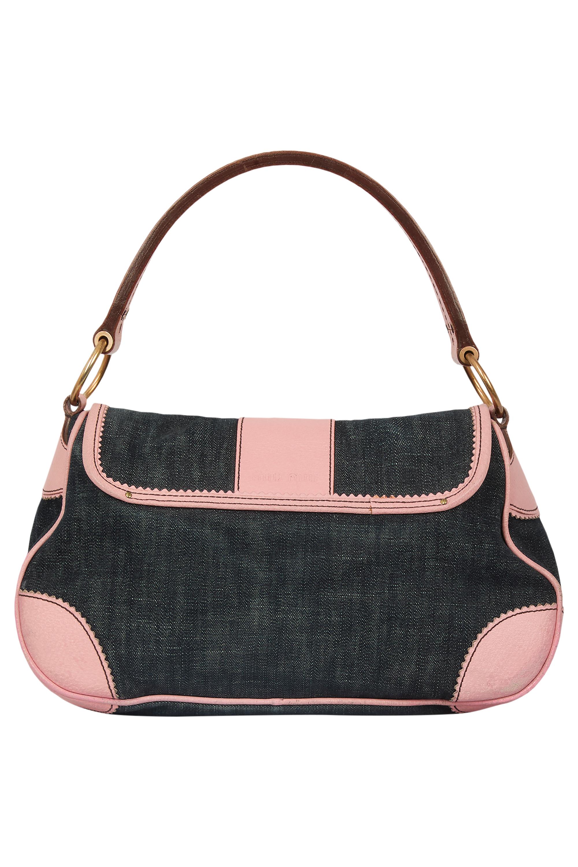 Vintage 2000's Miu Miu Denim Rosa Hobo Umhängetasche für Damen oder Herren im Angebot