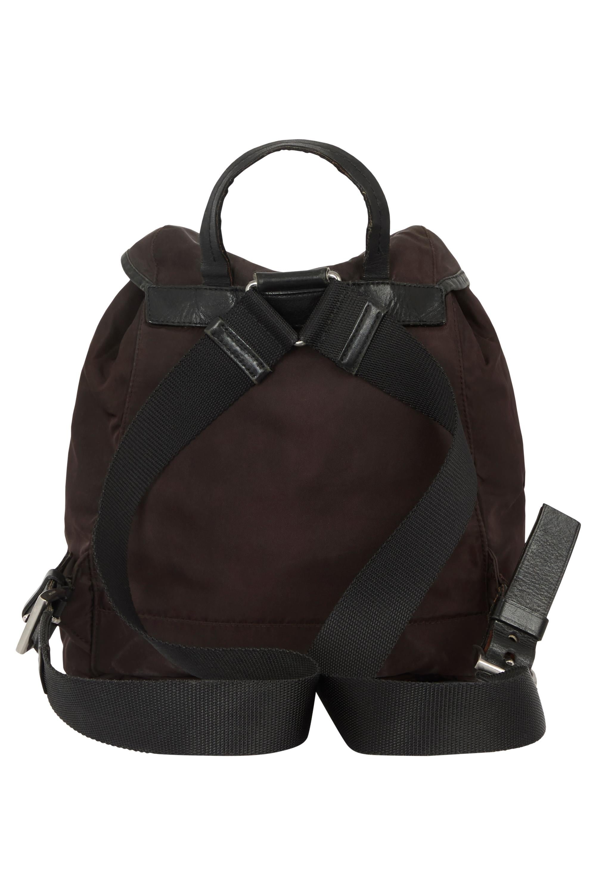Vintage 2000's Prada Brown Nylon Backpack en vente 1