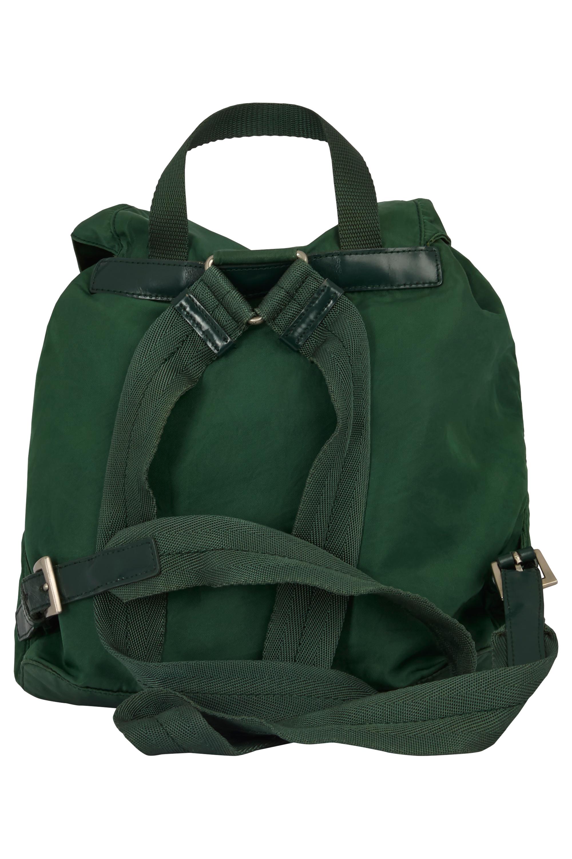 Vintage 2000's Prada Green Nylon Backpack en vente 1