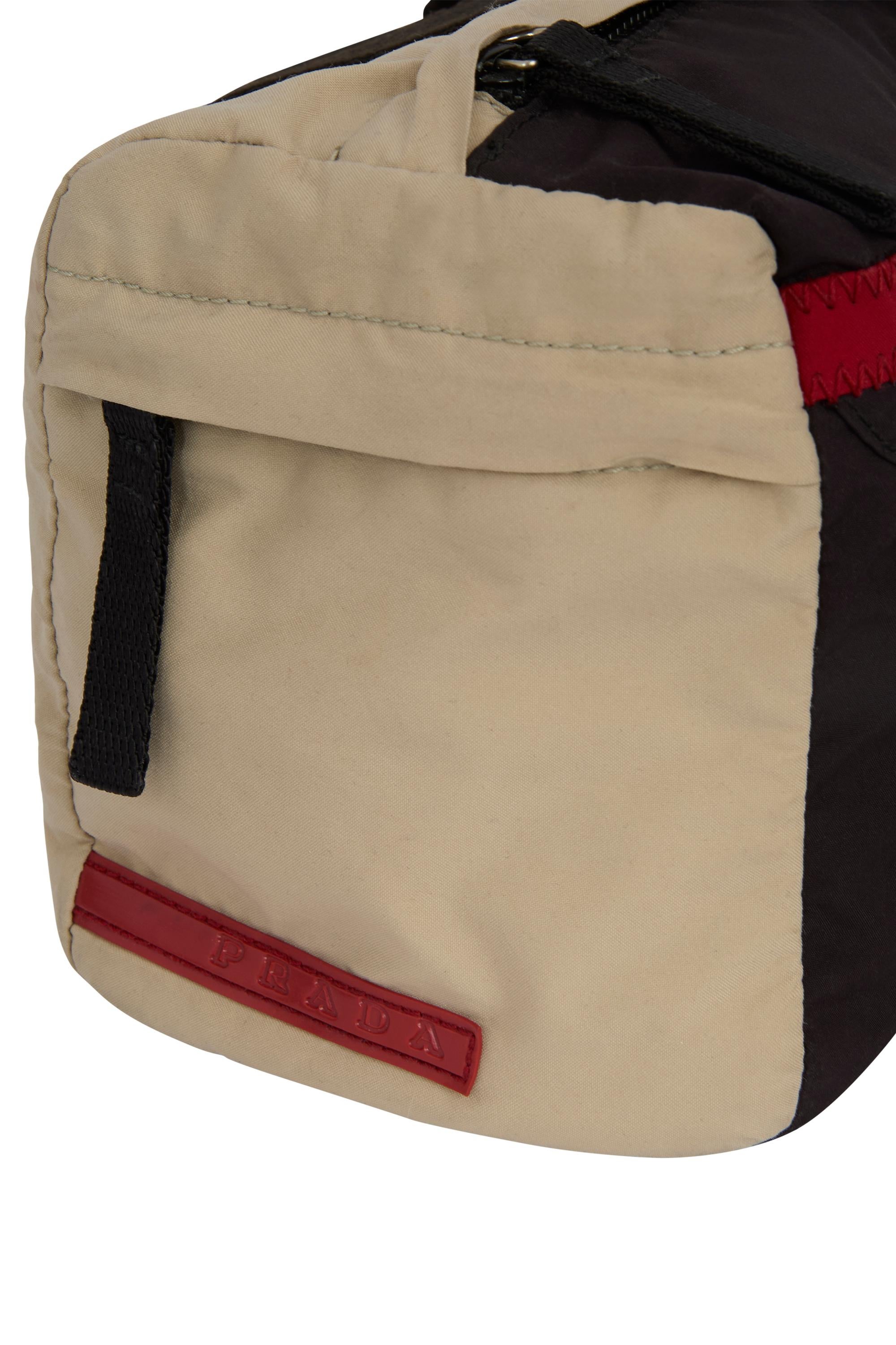 Vintage 2000's Prada Two Tones Mini Duffle Tote Excellent état - En vente à London, GB