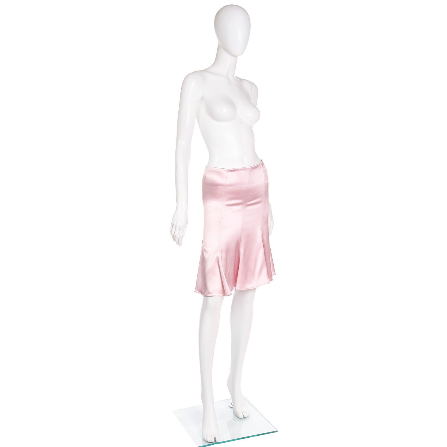 Vintage 2000s Valentino Garavani Y2K Low Waist Pink Silk Skirt For Sale 1