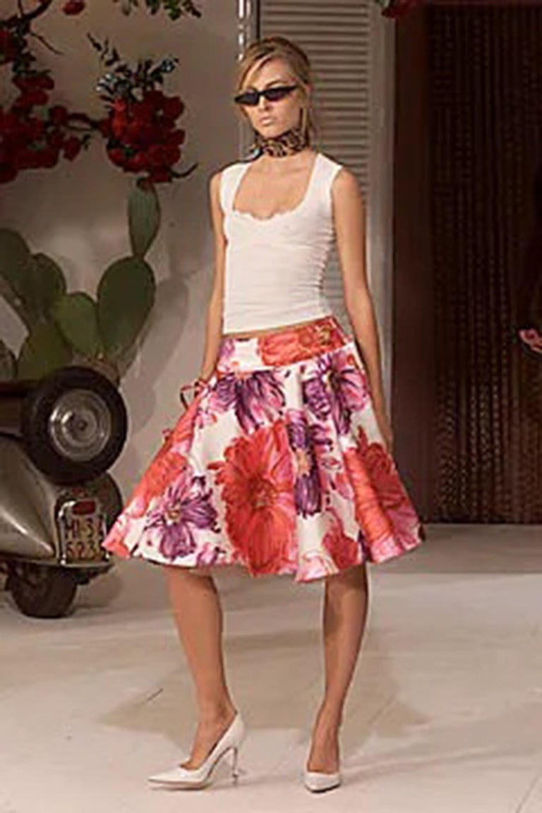 Vintage 2001 Dolce & Gabbana Floral Stretch Silk Boned Bustier & Ruffle Skirt  For Sale 4