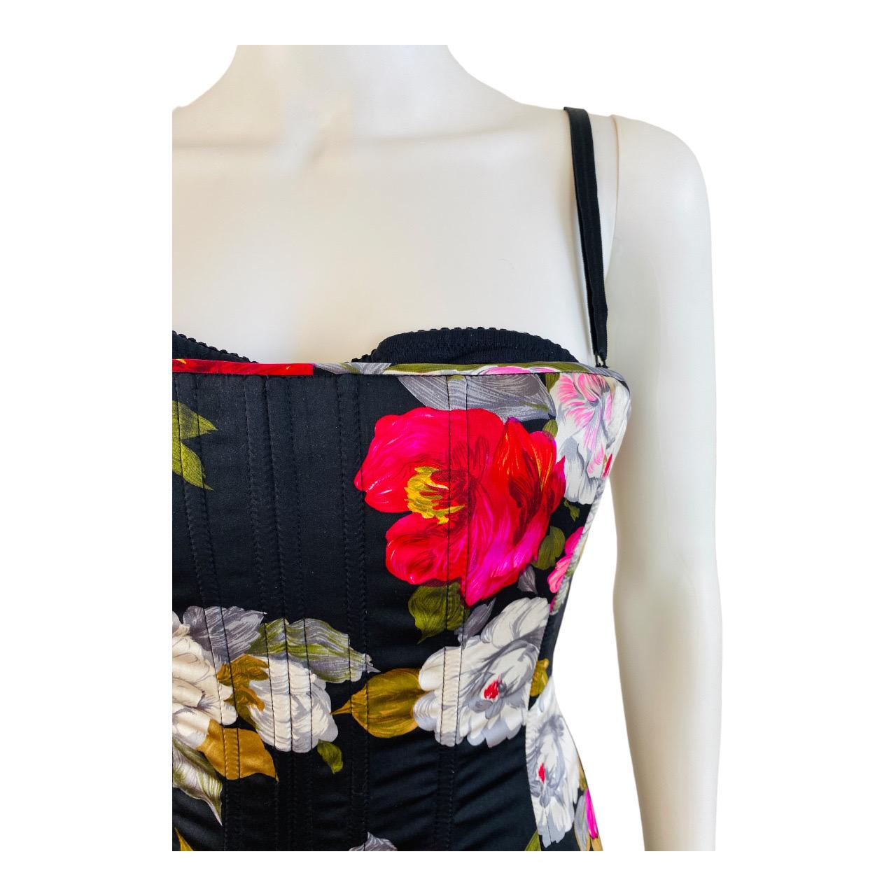 Vintage 2001 Dolce + Gabbana Silk Black + Pink Floral Corset Bustier Set Skirt 3