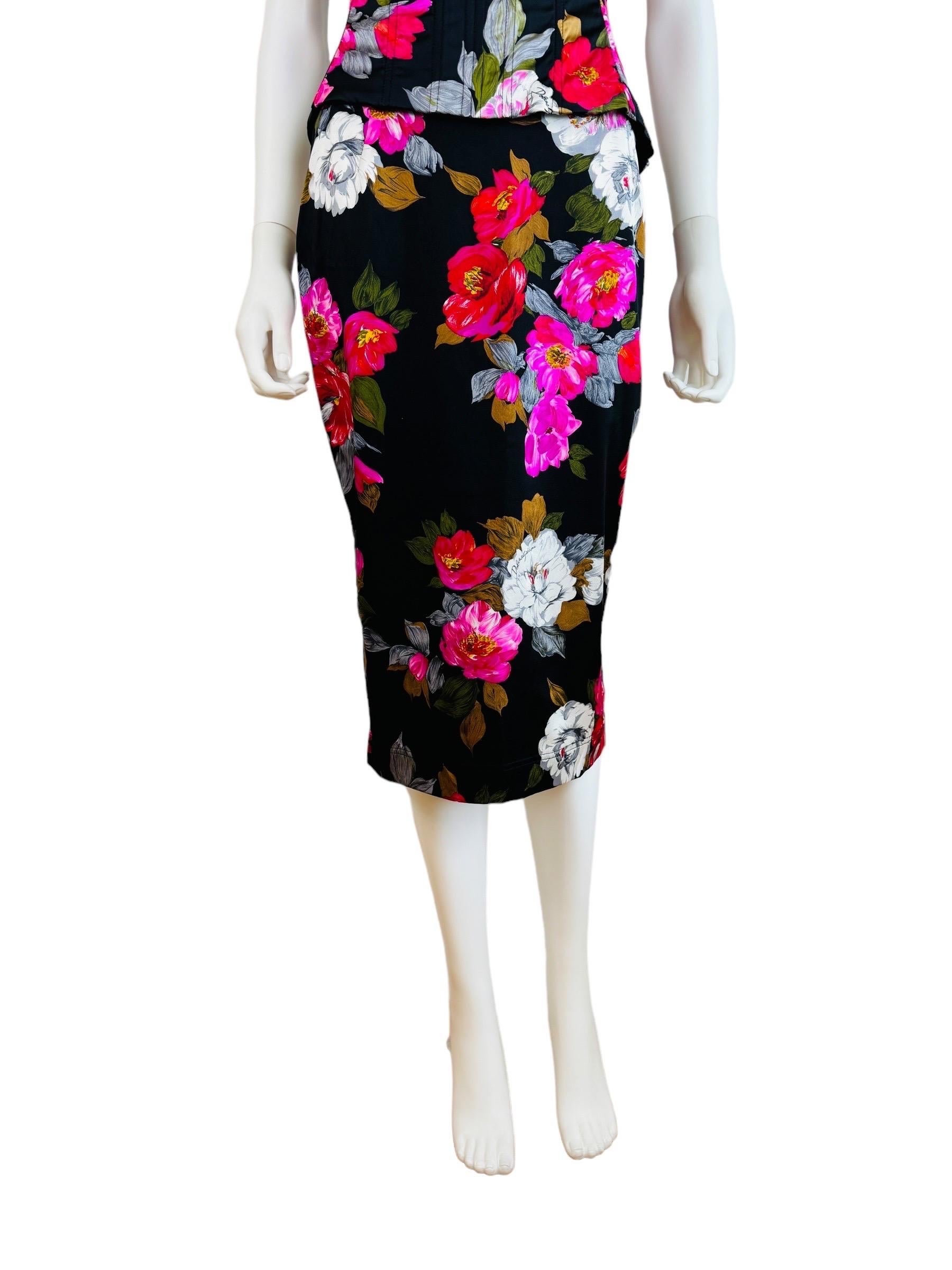 Women's Vintage 2001 Dolce + Gabbana Silk Black + Pink Floral Roses Corset Top + Skirt For Sale