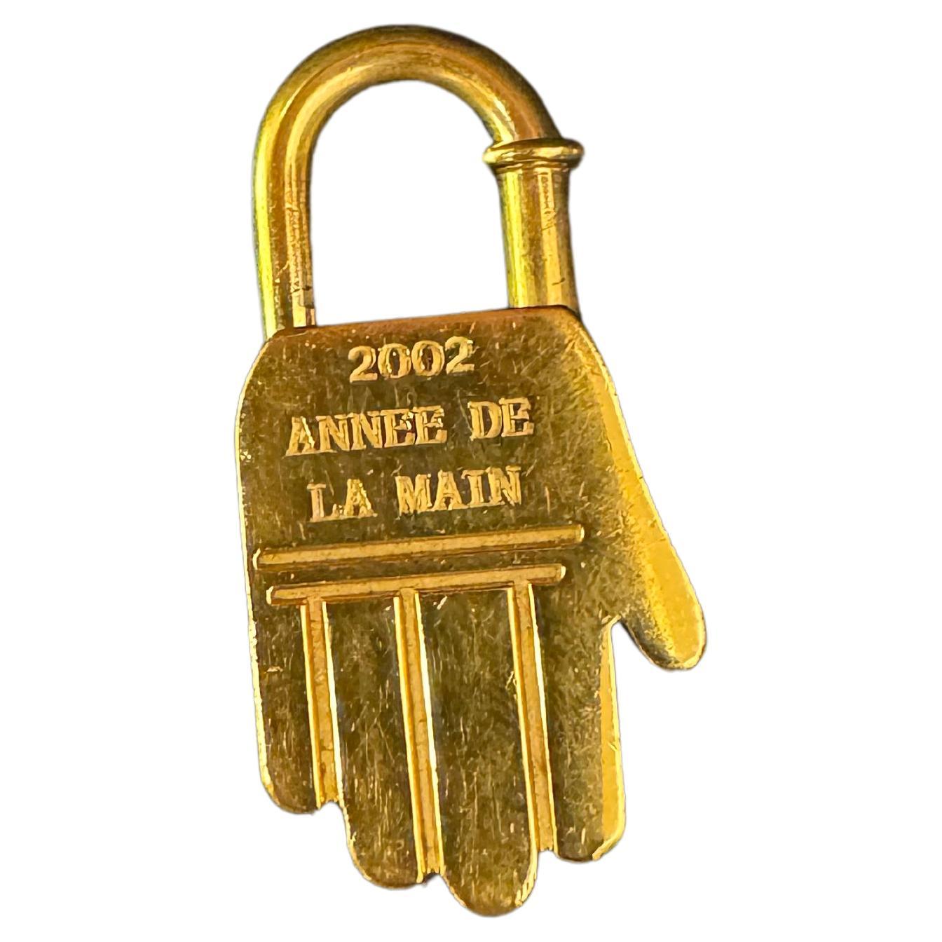 Vintage 2002 Hermes Annee De La Main Hand Cadenas Gold Charm For Sale