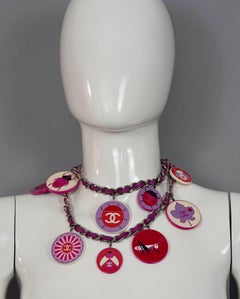 Vintage 2004 CHANEL Novelty Bugs Flowers Logo Charm Necklace Belt
