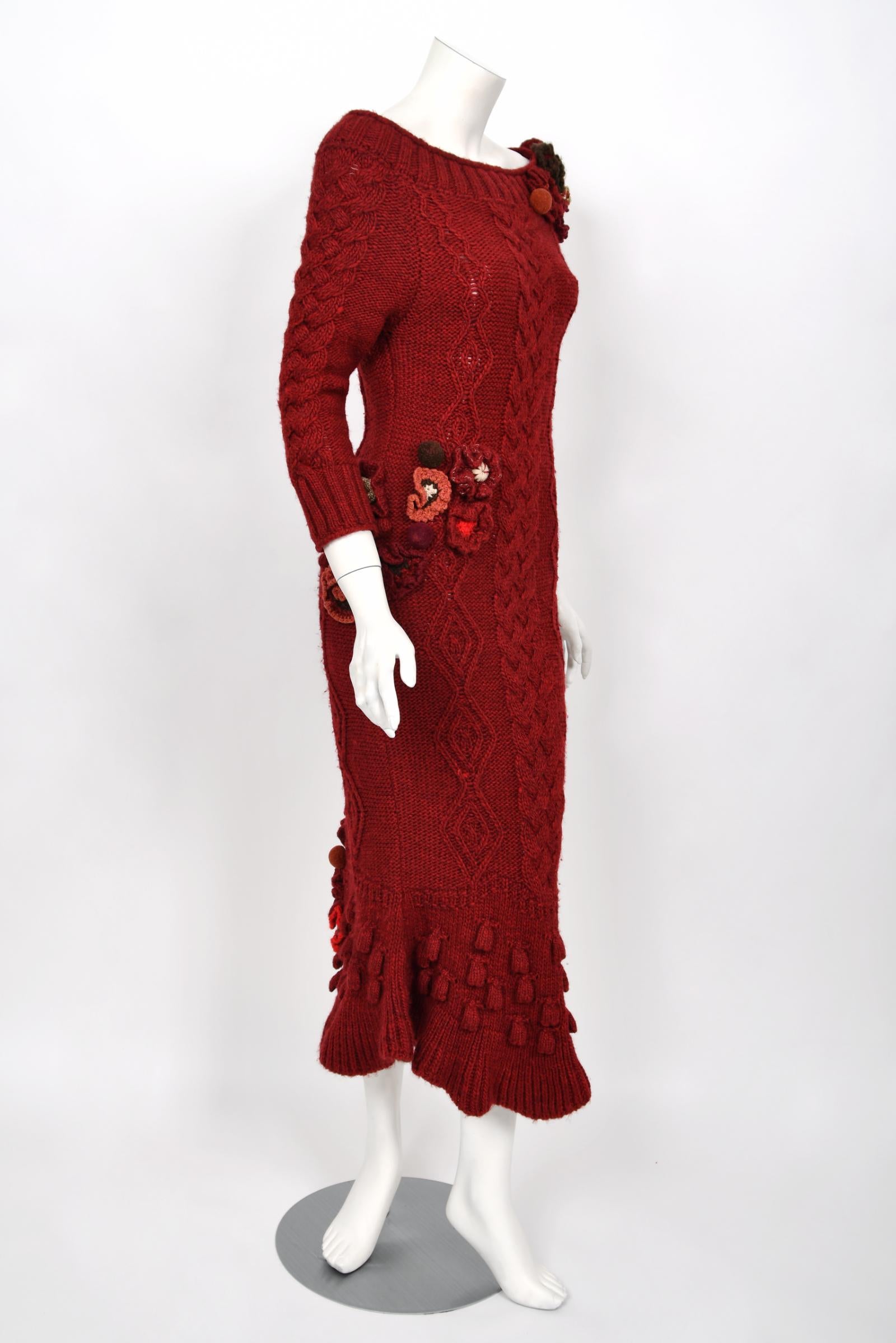 Vintage 2005 Alexander McQueen Runway Burgundy Wool Knit Hourglass Sweater Dress 8