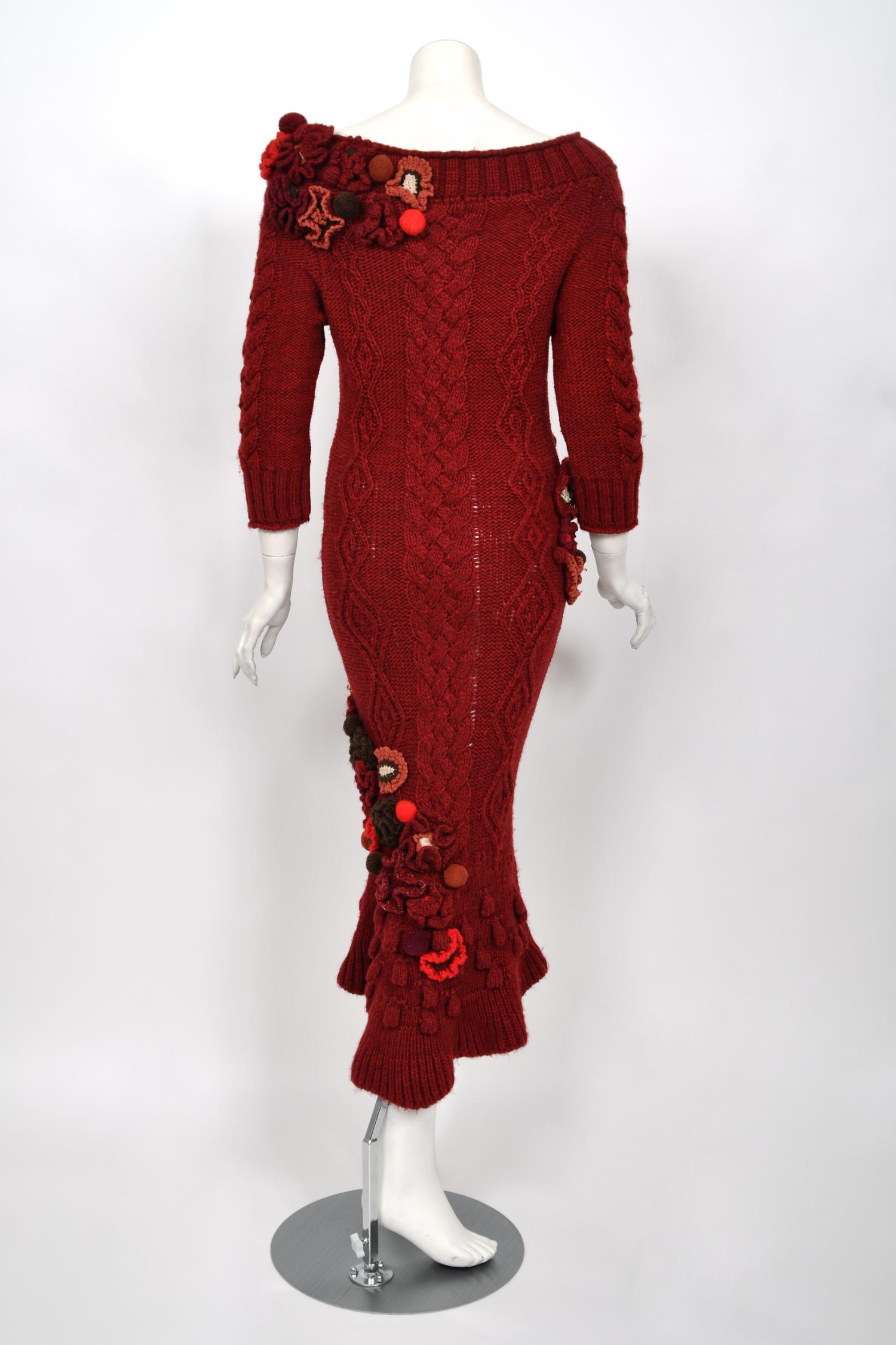 Vintage 2005 Alexander McQueen Runway Burgundy Wool Knit Hourglass Sweater Dress 13