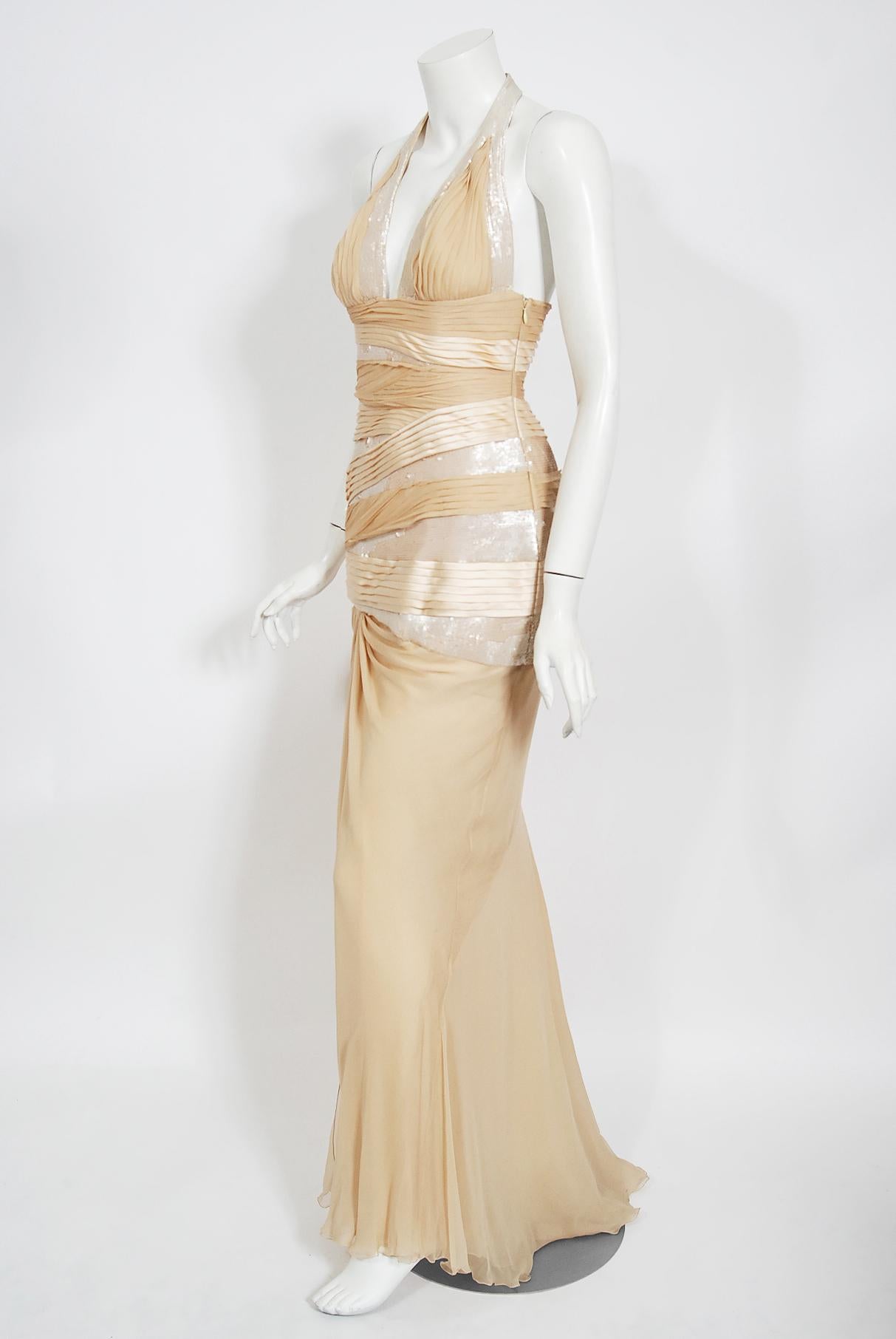 2006 Versace Runway Finale Champagne Sequin Silk Hourglass Halter Gown w/Tags In Excellent Condition In Beverly Hills, CA