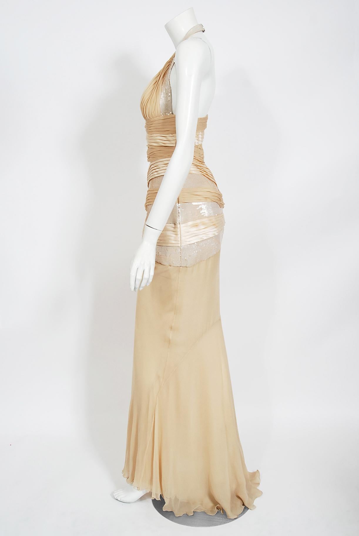 2006 Versace Runway Finale Champagne Sequin Silk Hourglass Halter Gown w/Tag  For Sale 1