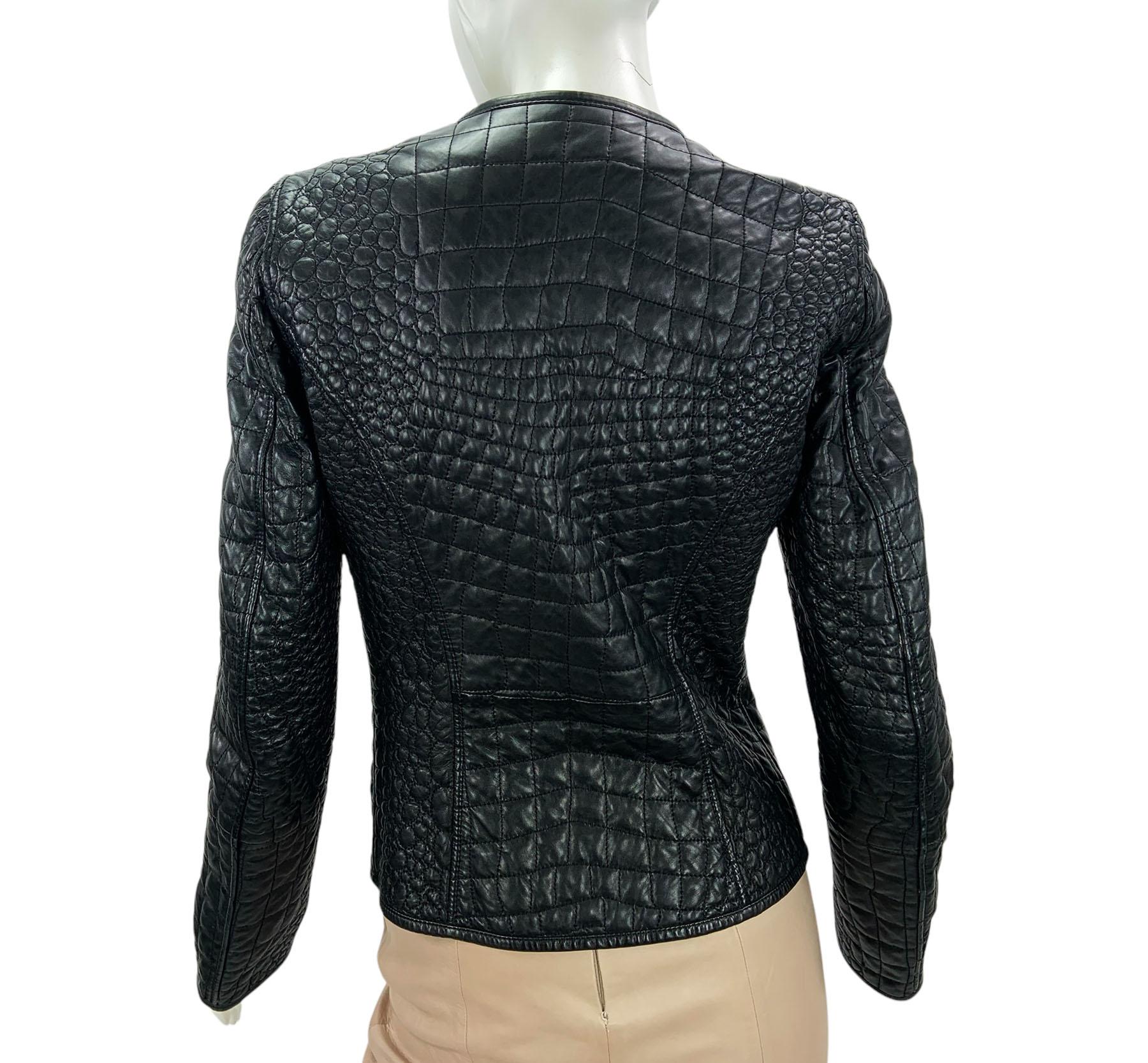 Vintage 2008 Roberto Cavalli Crocodile Print Black Leather Jacket It 42 - US 6 For Sale 1