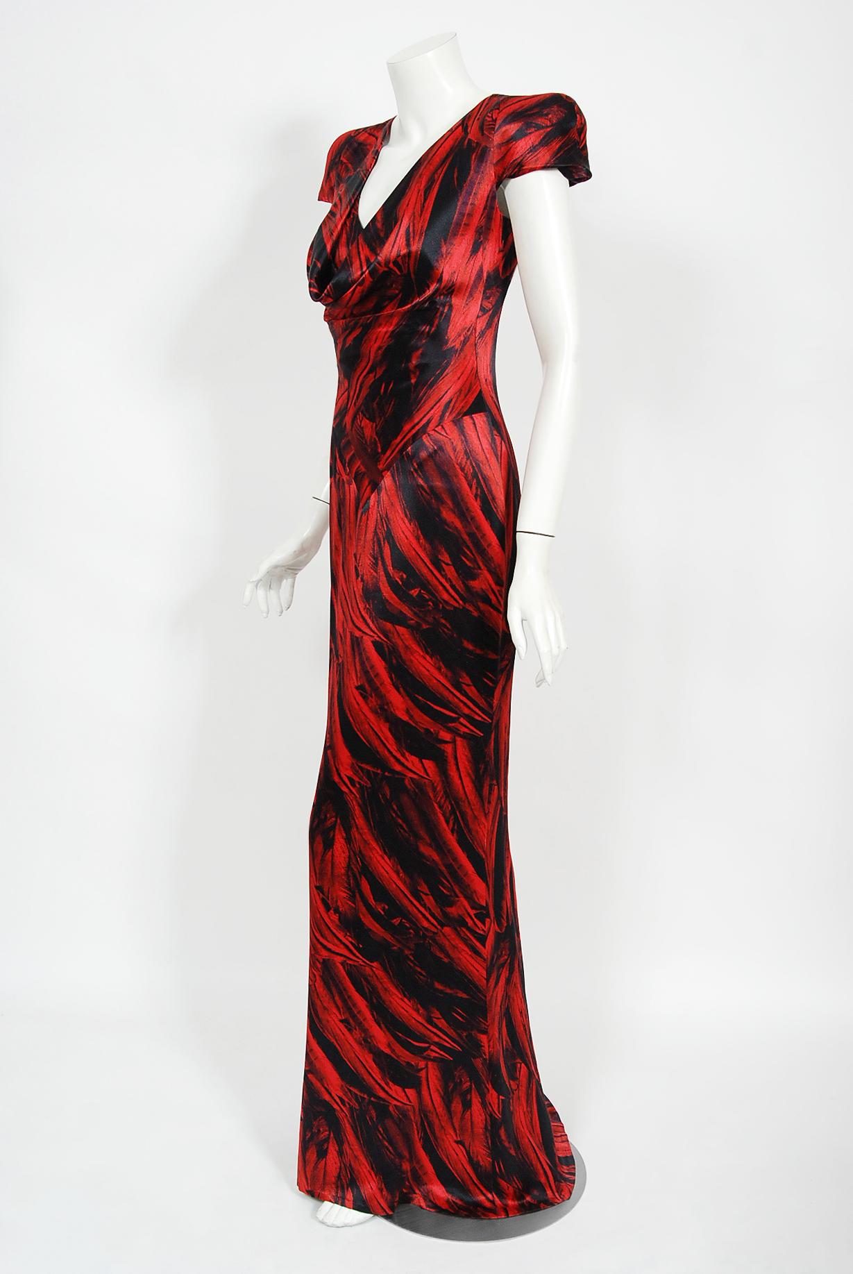 Vintage 2009 Alexander McQueen Lifetime Red Feather Print Silk Low-Plunge Gown In Good Condition In Beverly Hills, CA
