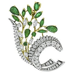 Vintage 2.00ct Diamond 2.00ct Emerald Two Tone Gold Pin