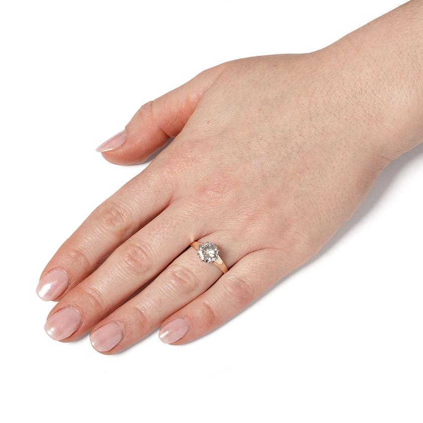 Women's or Men's Vintage 2.00ct Diamond Solitaire Ring, c.1977 For Sale