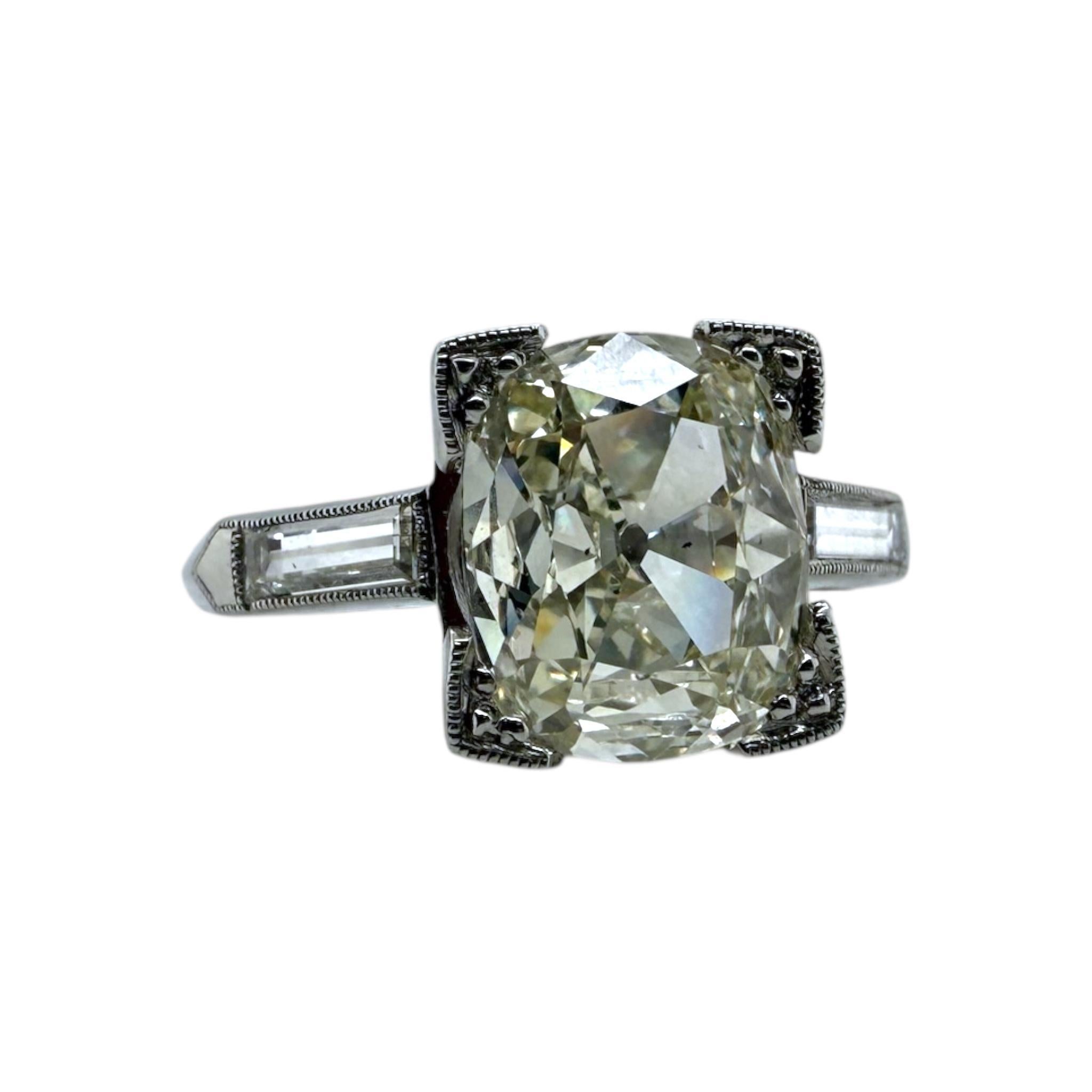 Anello di fidanzamento antico con diamanti taglio cuscino da 2,01 carati GIA In condizioni ottime in vendita a Montgomery, AL